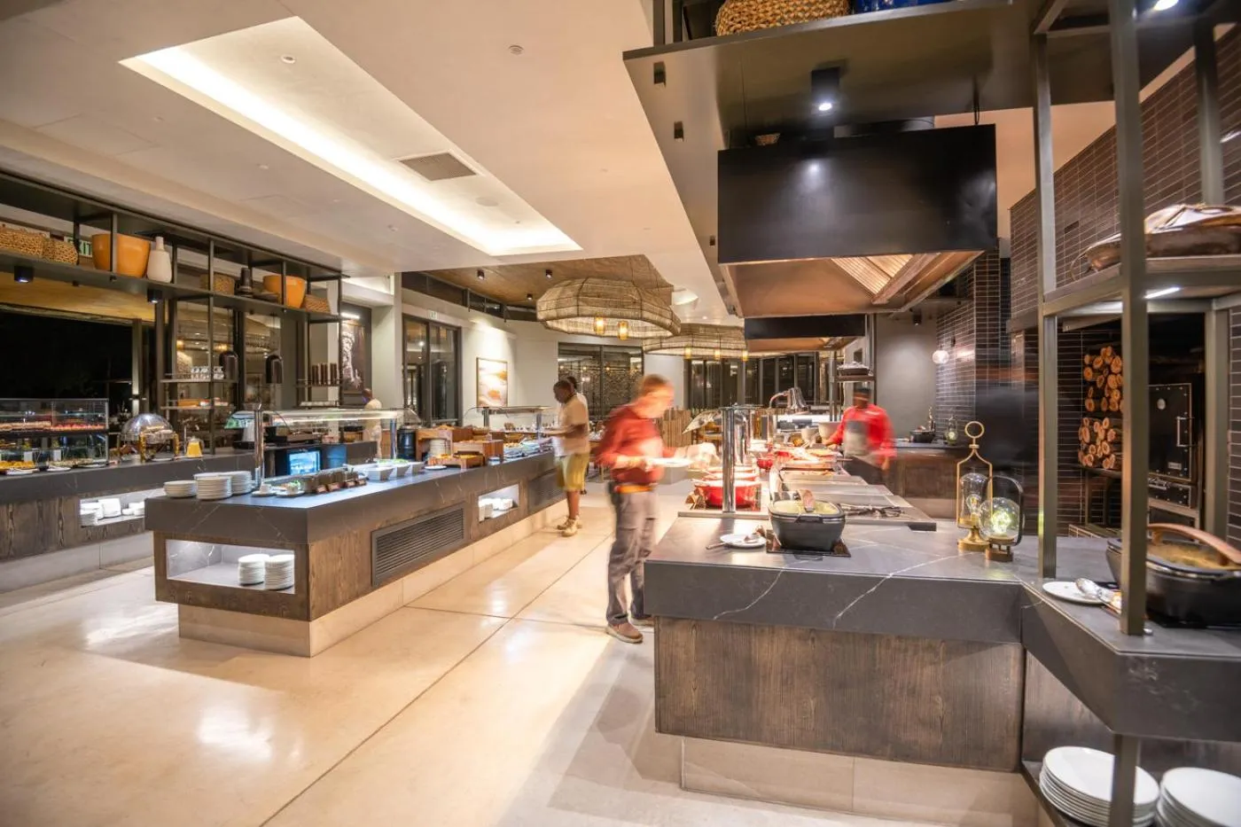 Restaurant/places to eat in Mokuti Etosha