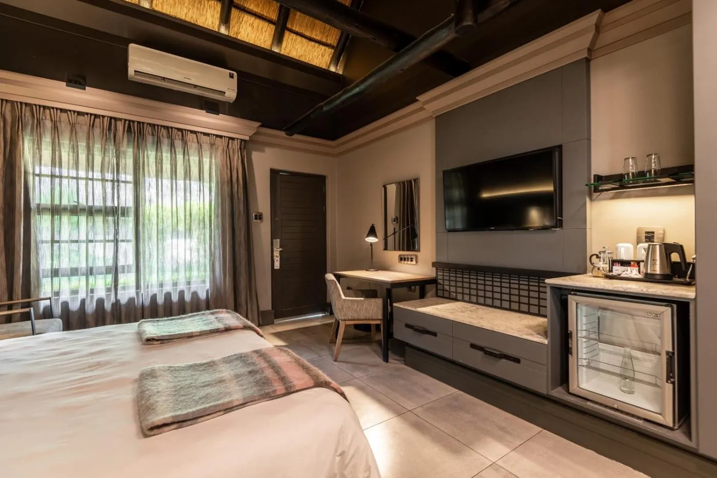 Bedroom, Bed in Mokuti Etosha