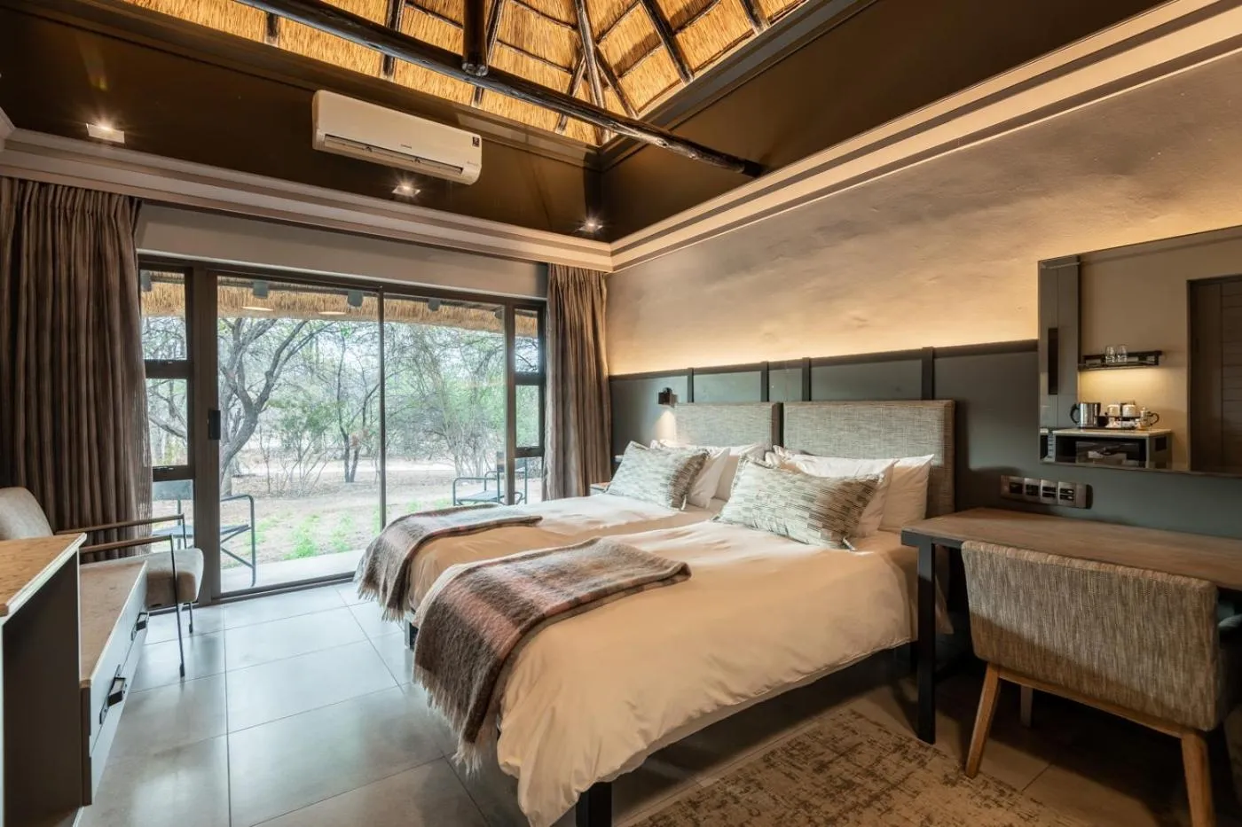 Bedroom, Bed in Mokuti Etosha