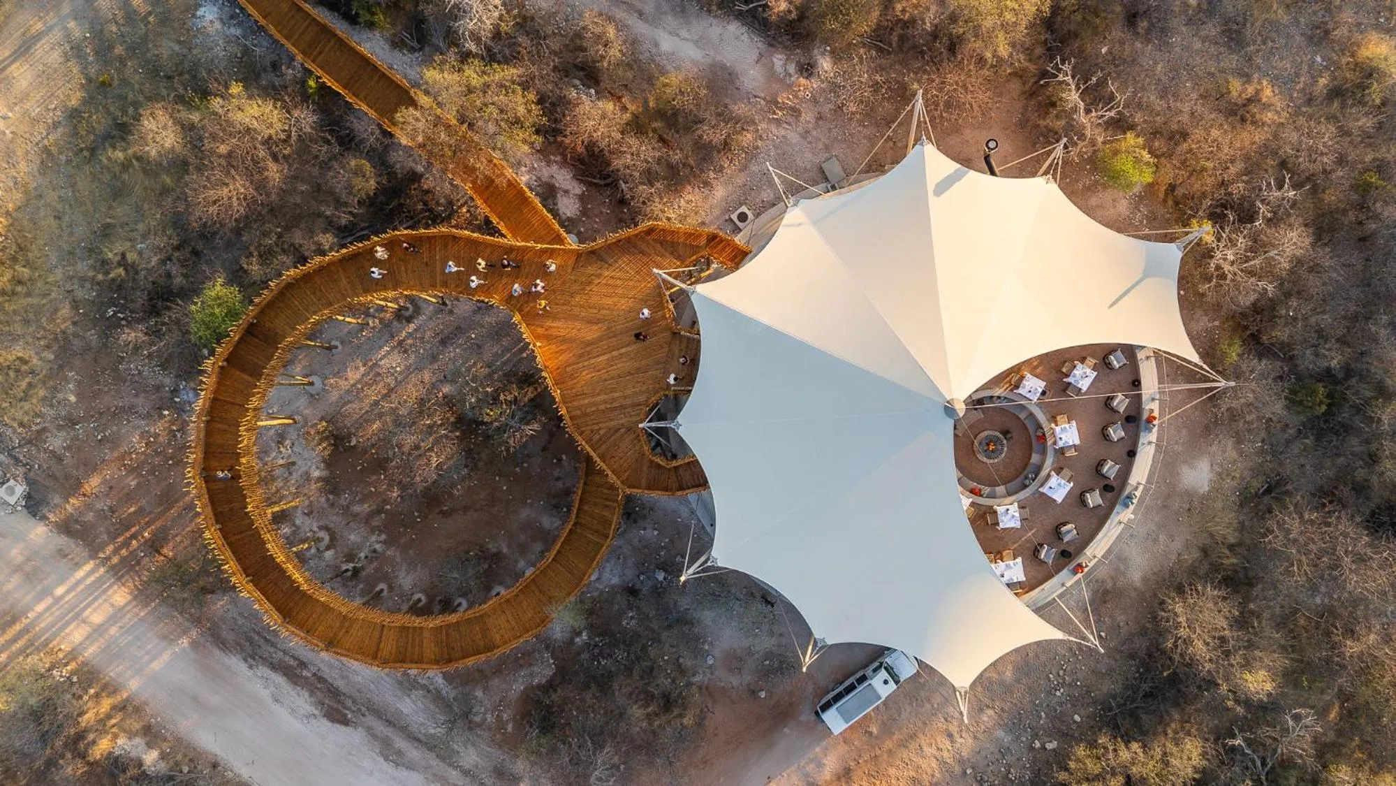 Restaurant/places to eat in Mokuti Etosha