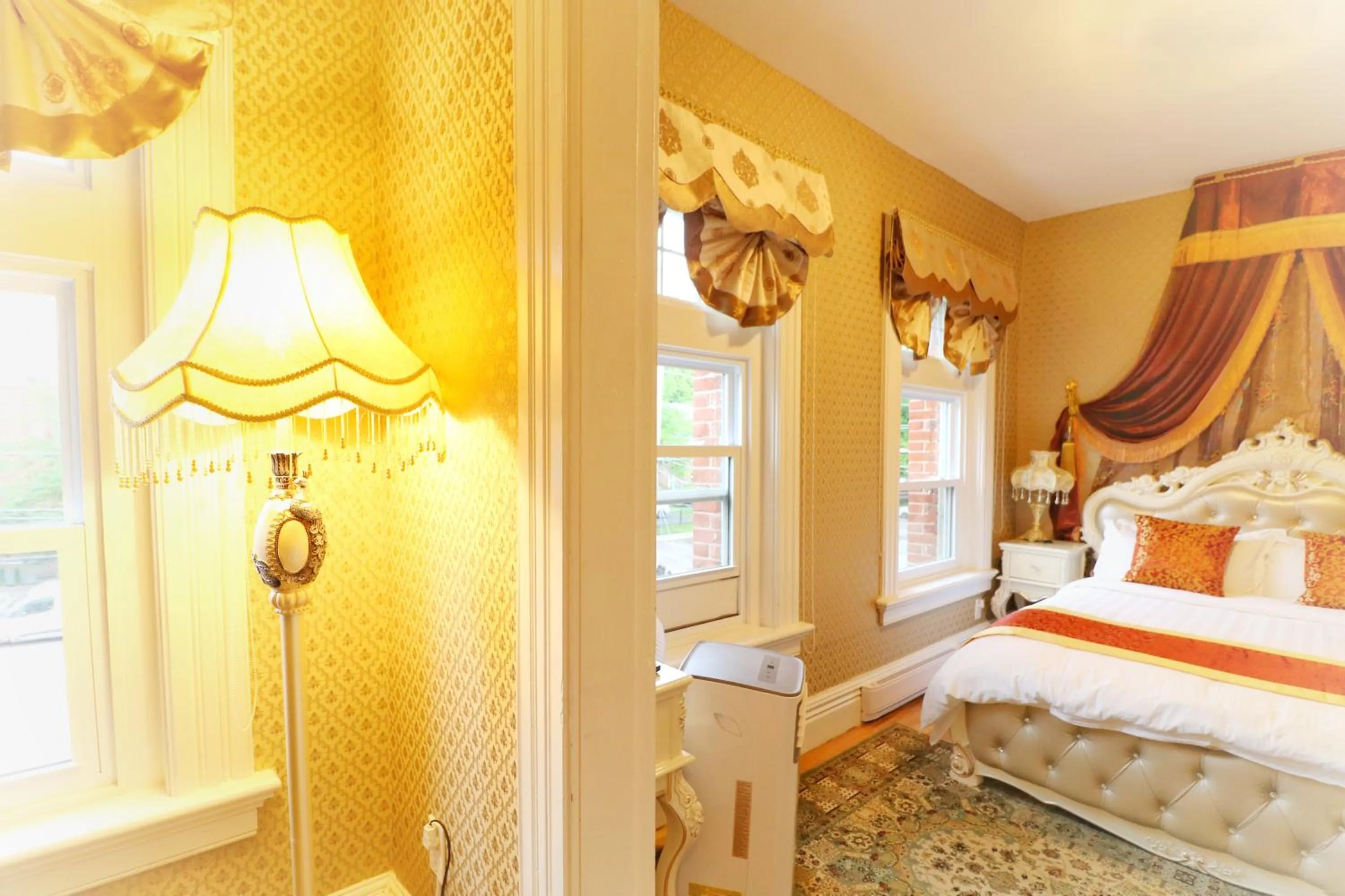 Photo of the whole room, Bed in Prince inn