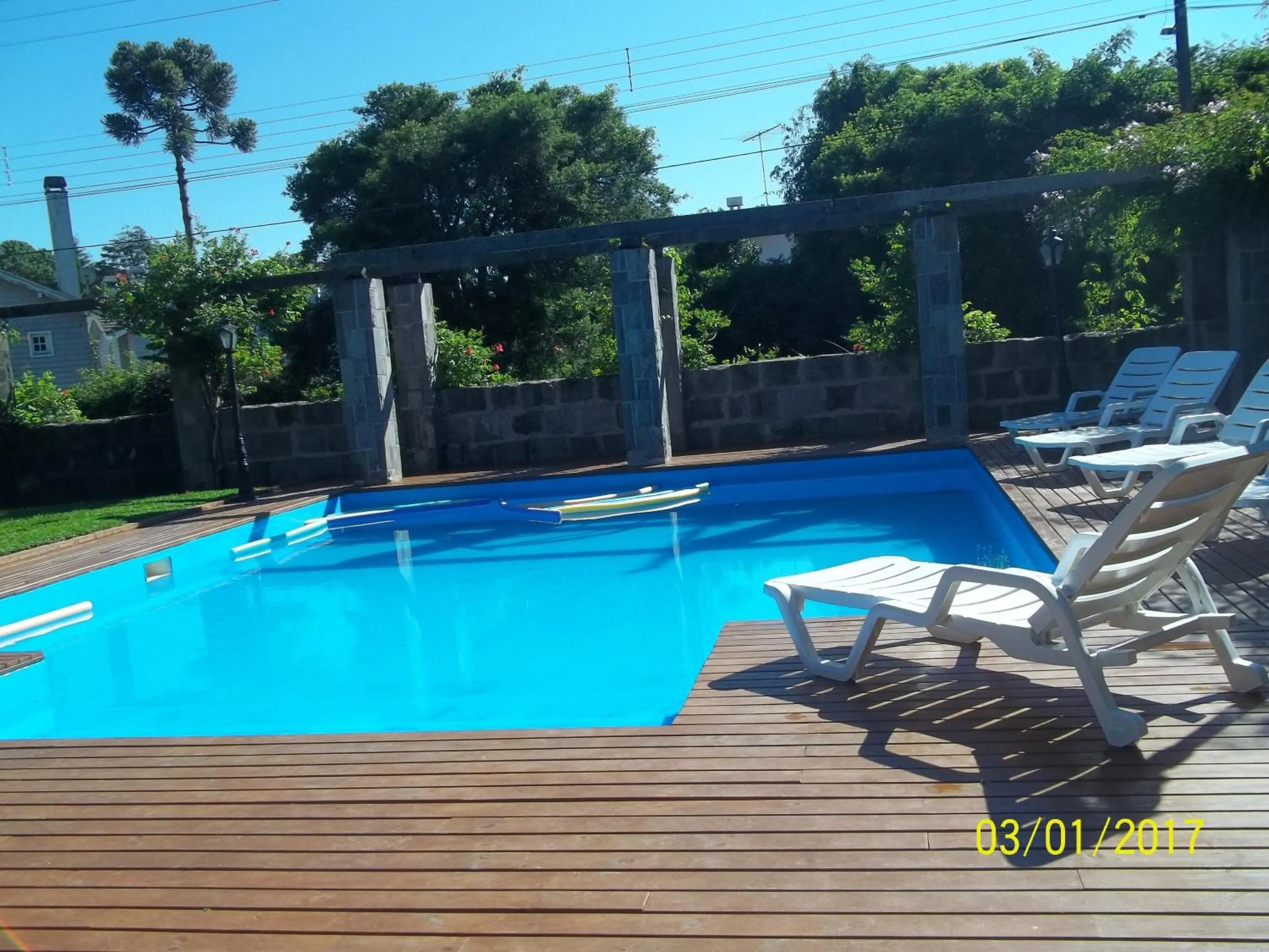 Pool view in Pousada Casa Rosa