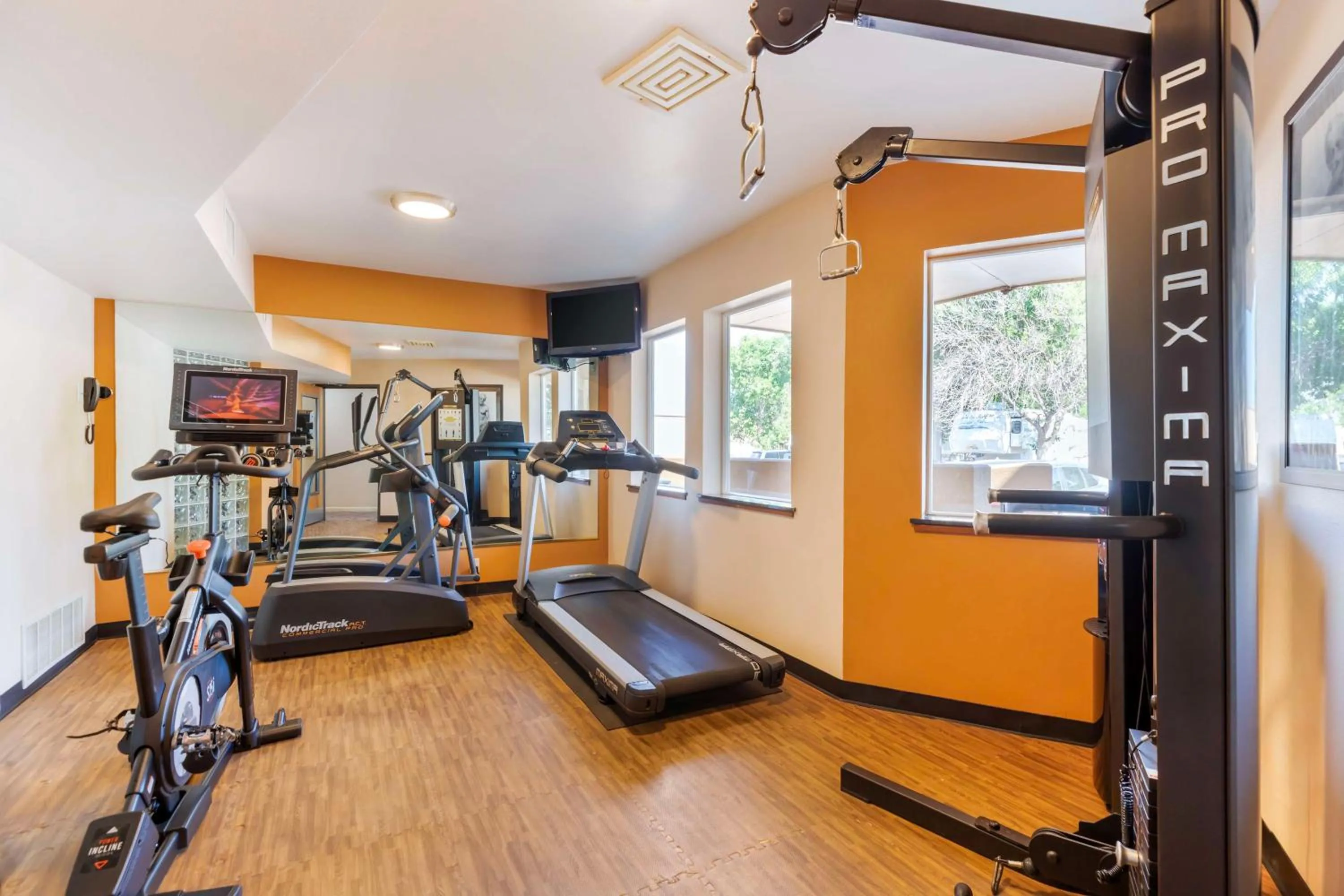 Fitness centre/facilities in Best Western Kiva Inn