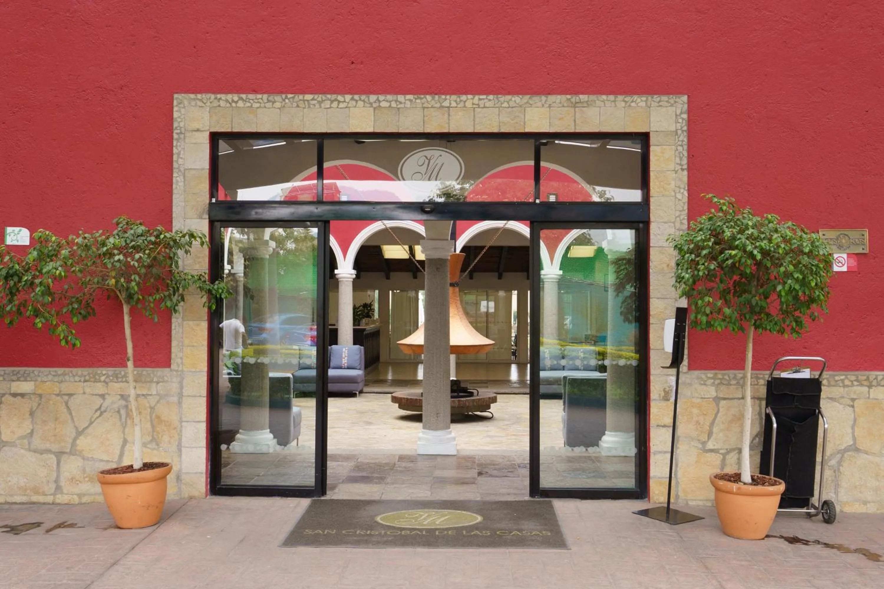 Property building in Hotel Villa Mercedes San Cristobal