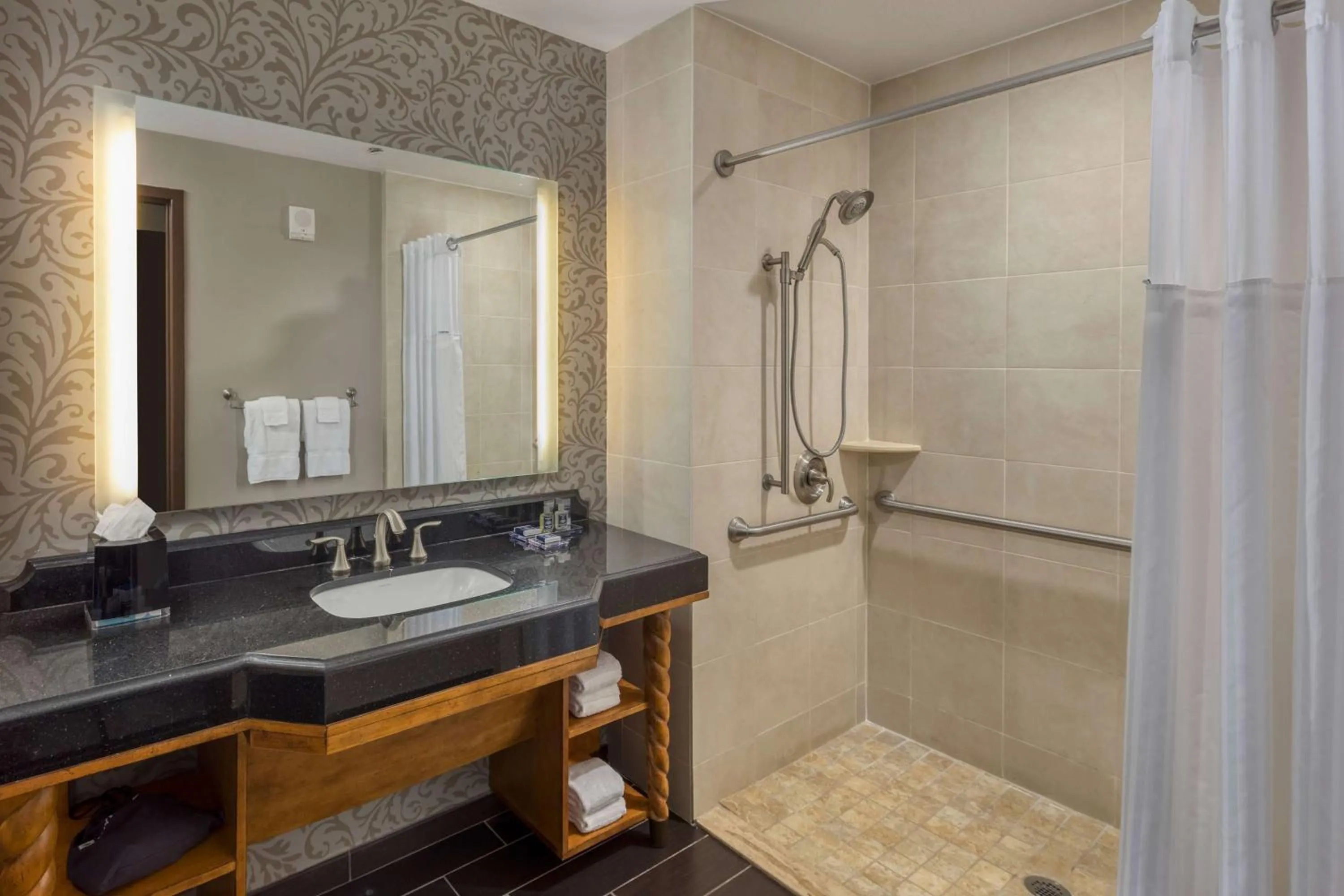 Bathroom in Wyndham Grand Orlando Resort Bonnet Creek