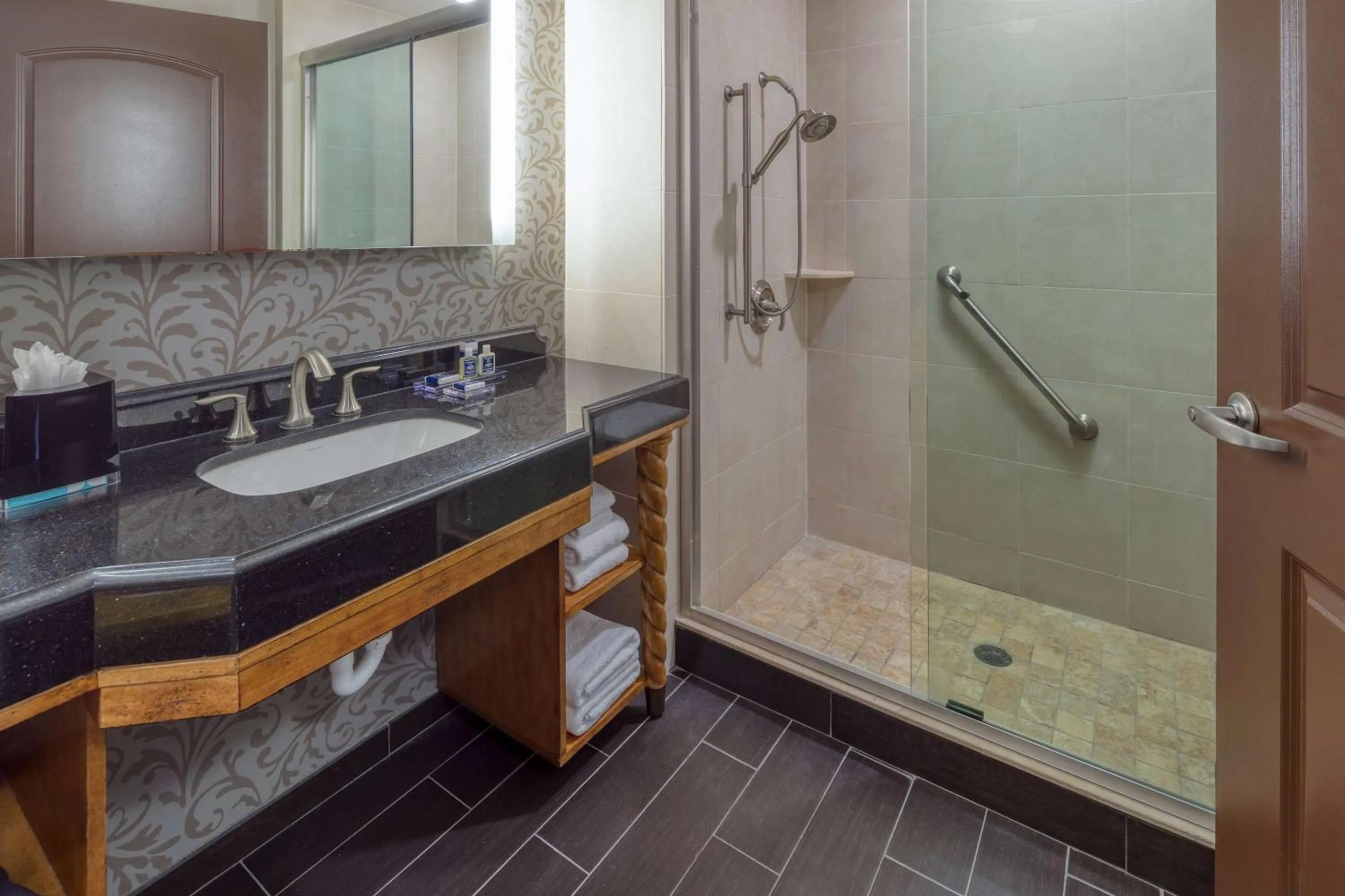 Bathroom in Wyndham Grand Orlando Resort Bonnet Creek