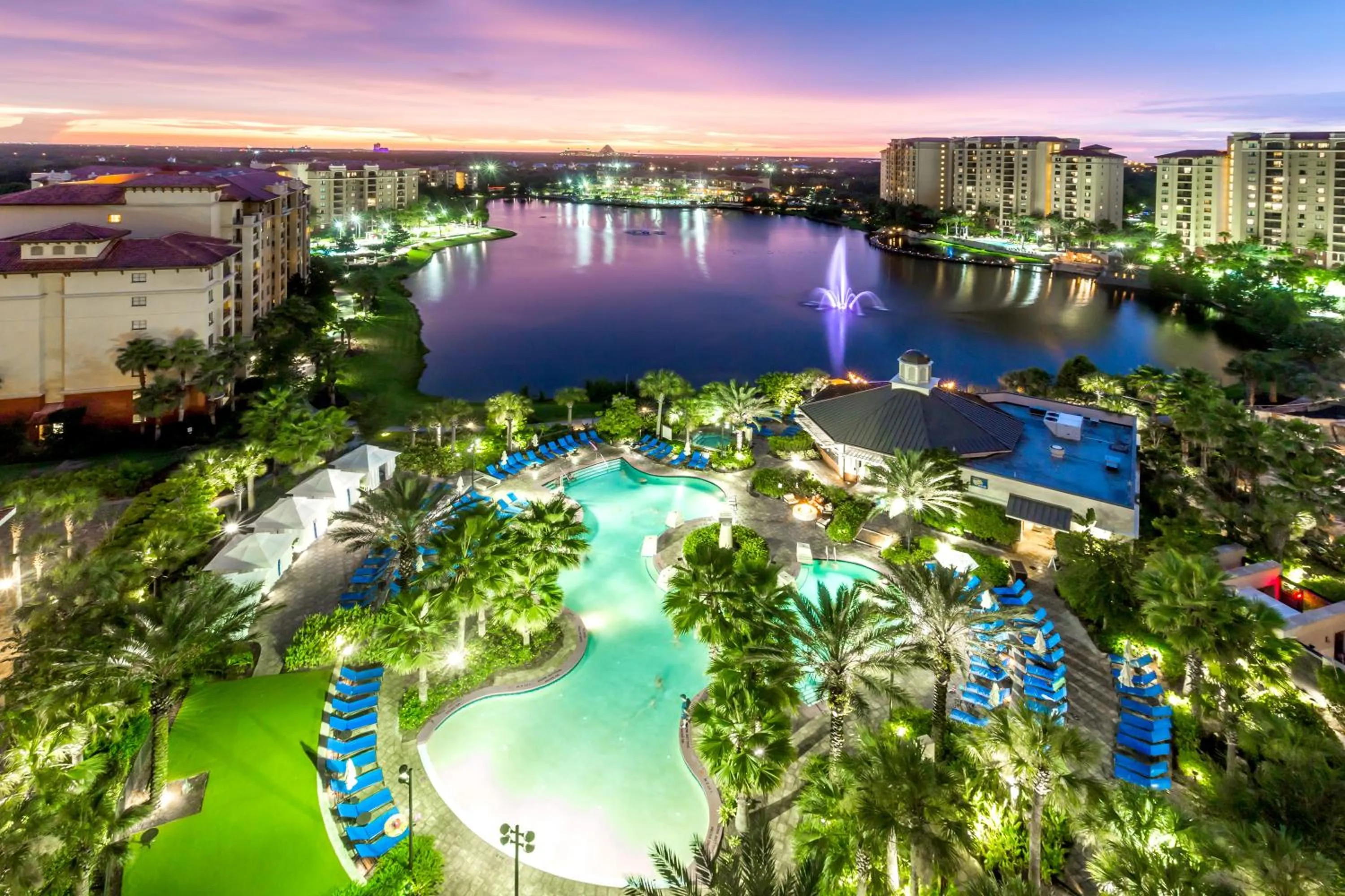 Lake view in Wyndham Grand Orlando Resort Bonnet Creek