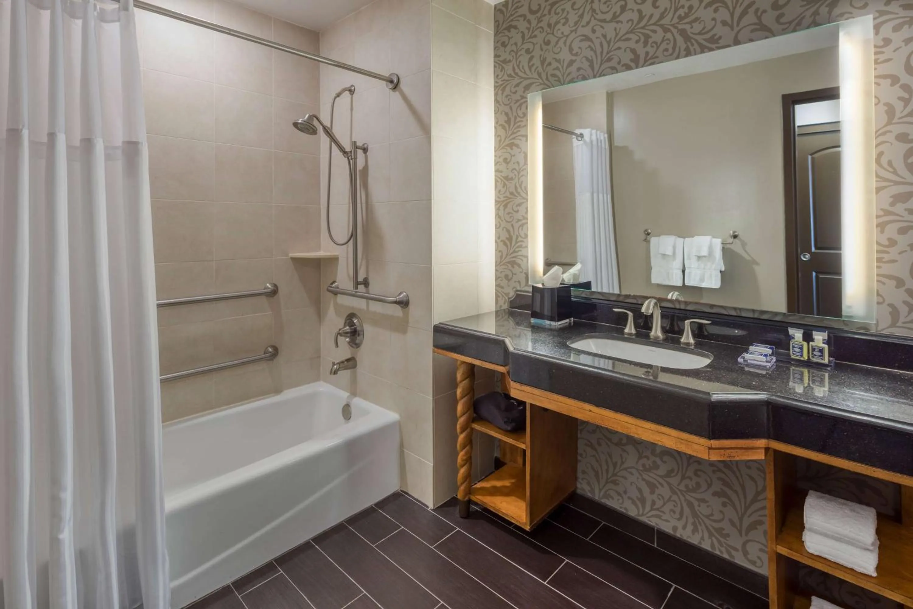 Bathroom in Wyndham Grand Orlando Resort Bonnet Creek