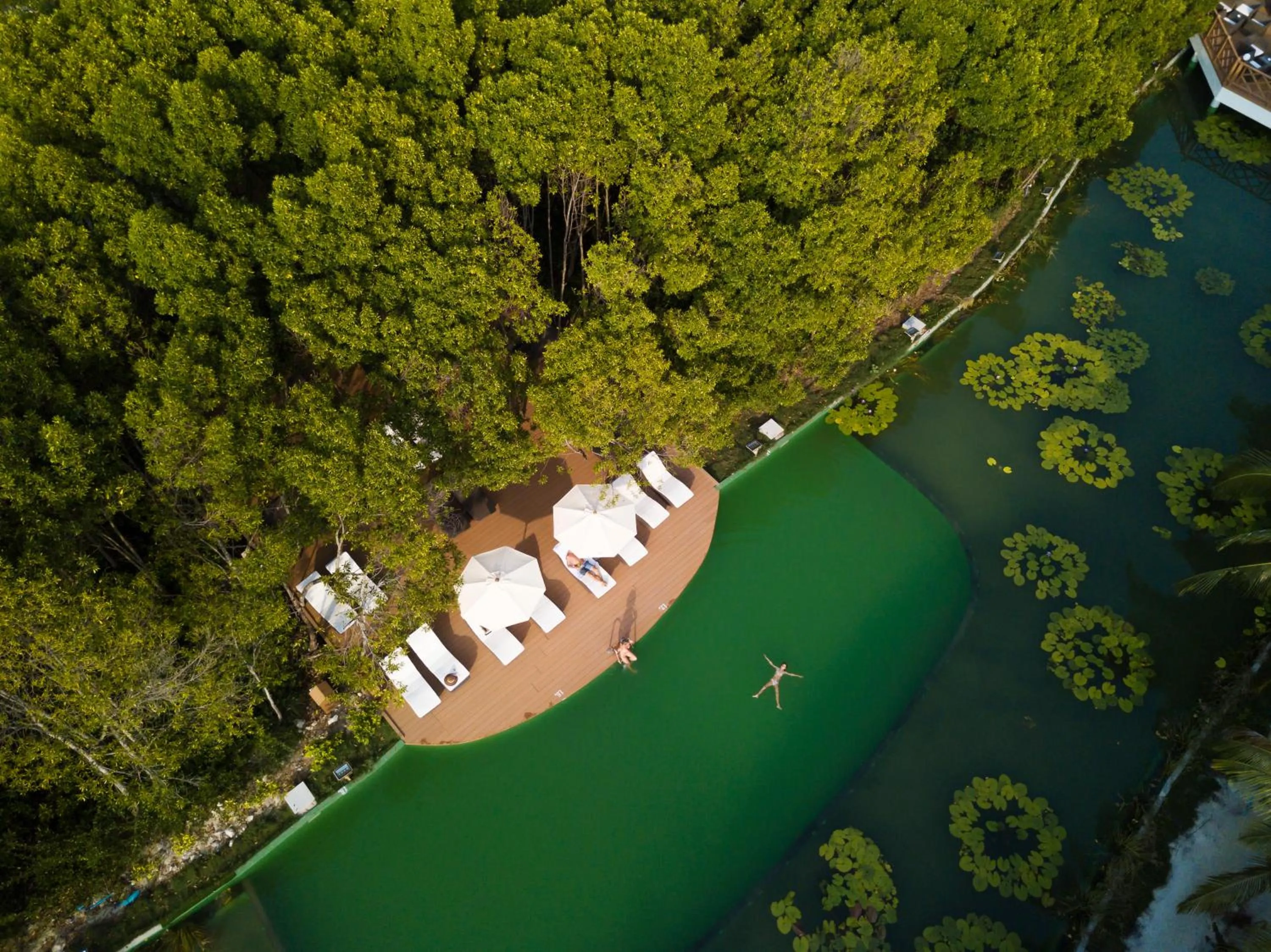 Bird's eye view in Dreamland Maldives Resort