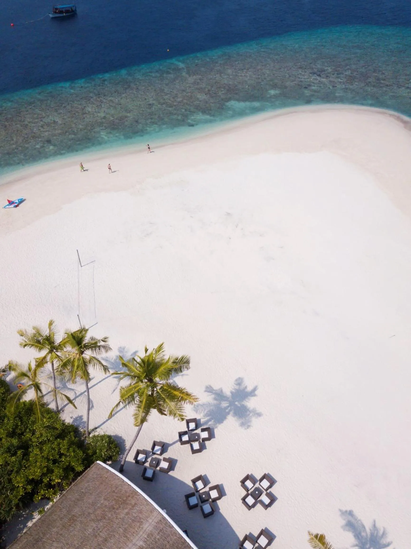 Beach in Dreamland Maldives Resort