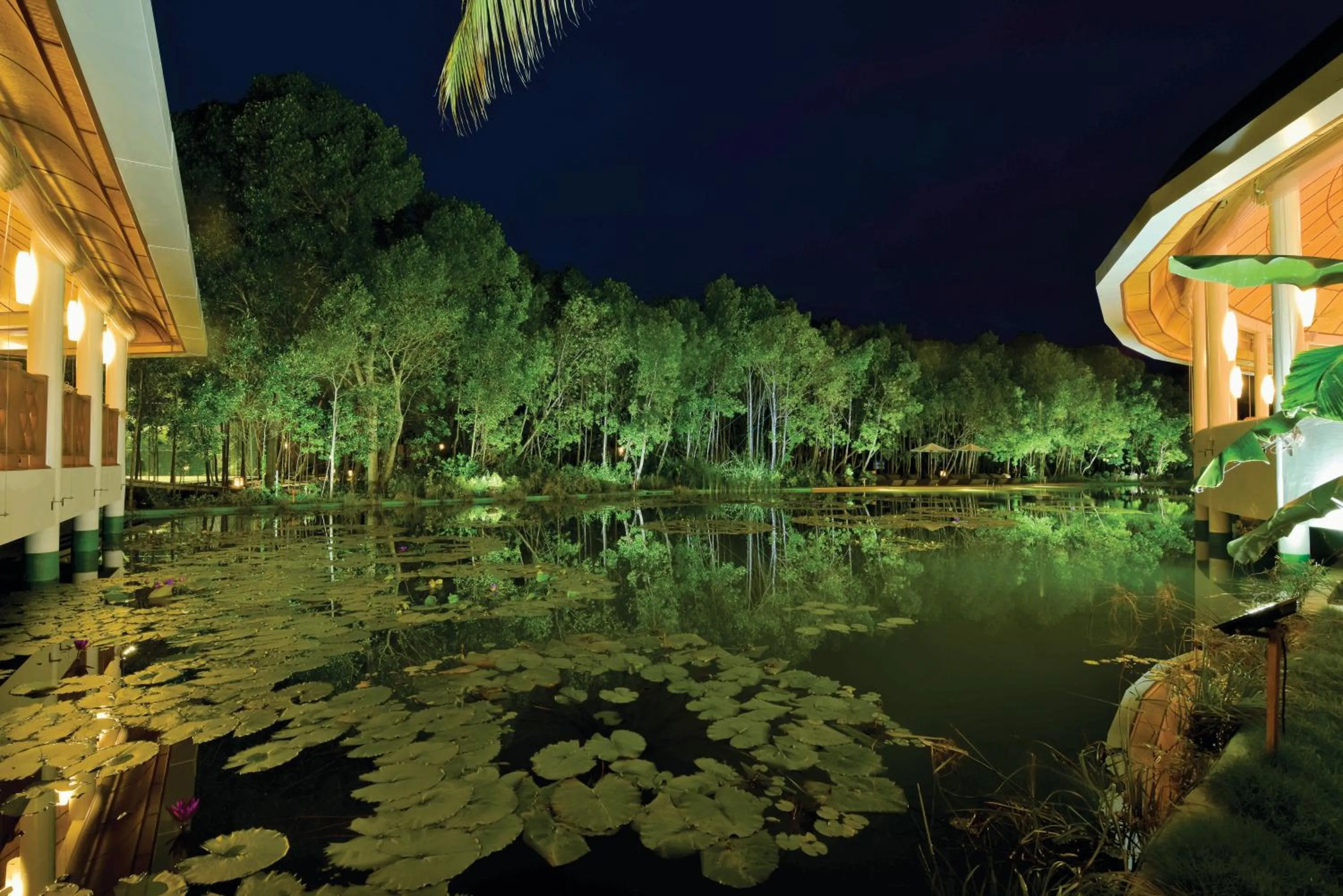 Lake view in Dreamland Maldives Resort