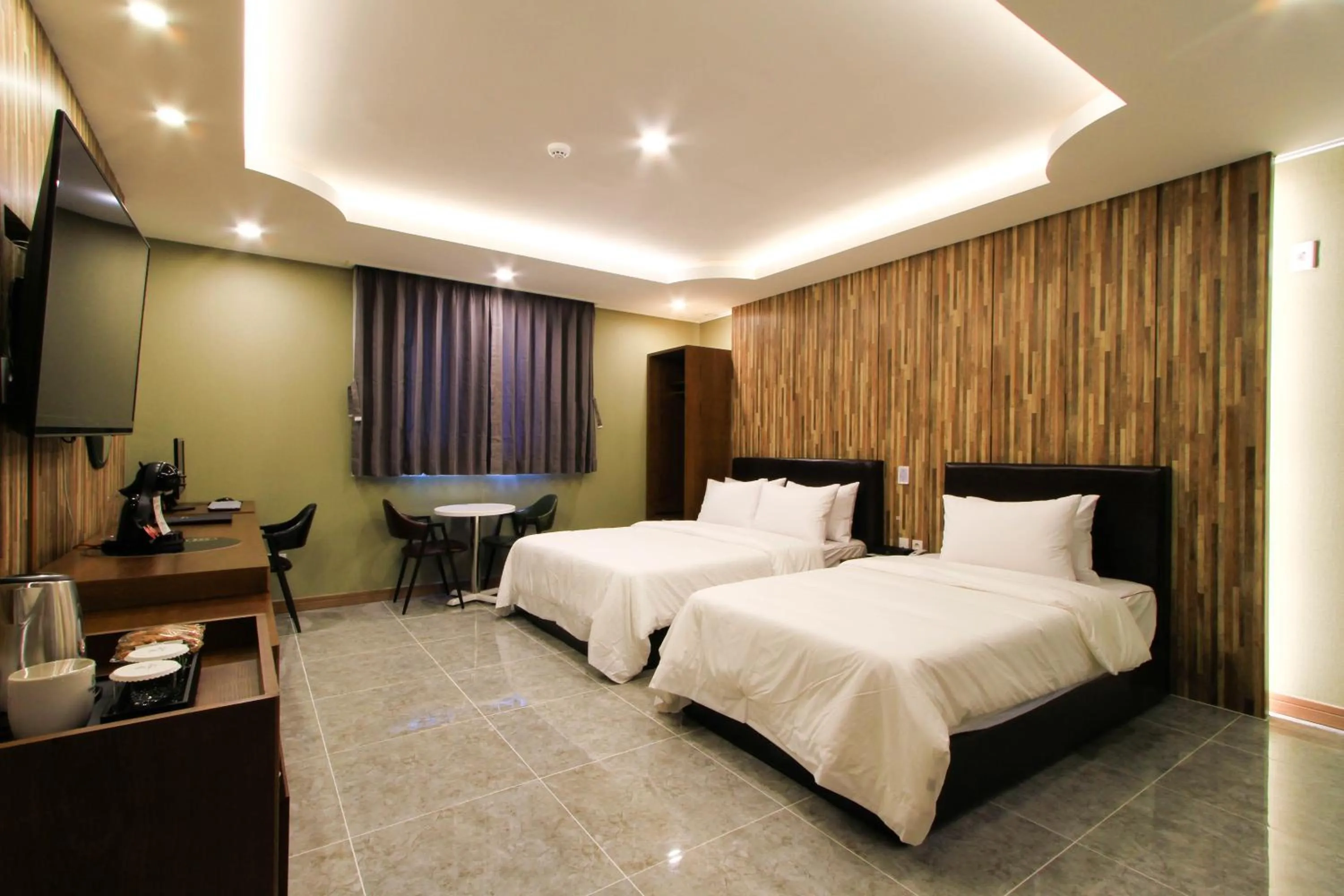 Bed in The King Hotel