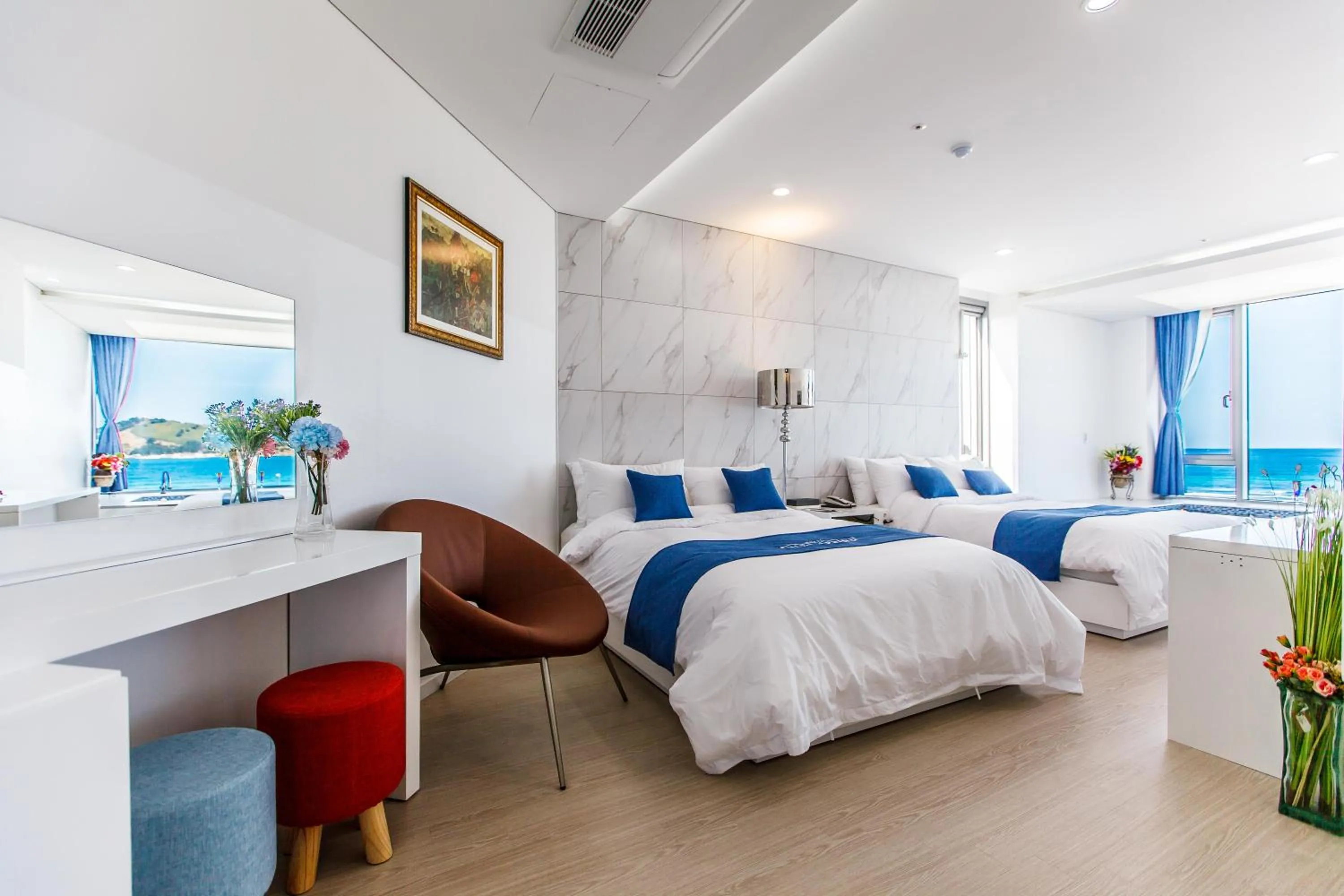 Bed in Blue Spring Hotel