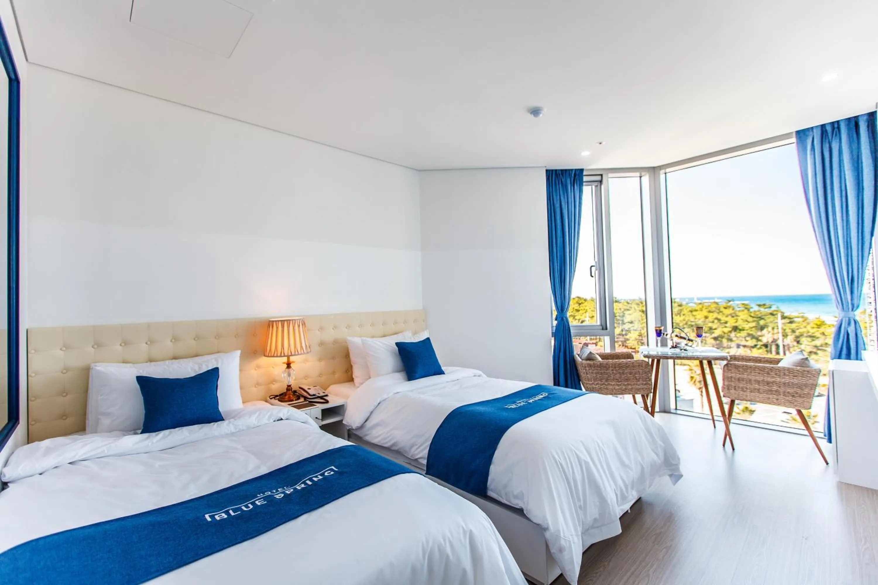 Bed in Blue Spring Hotel