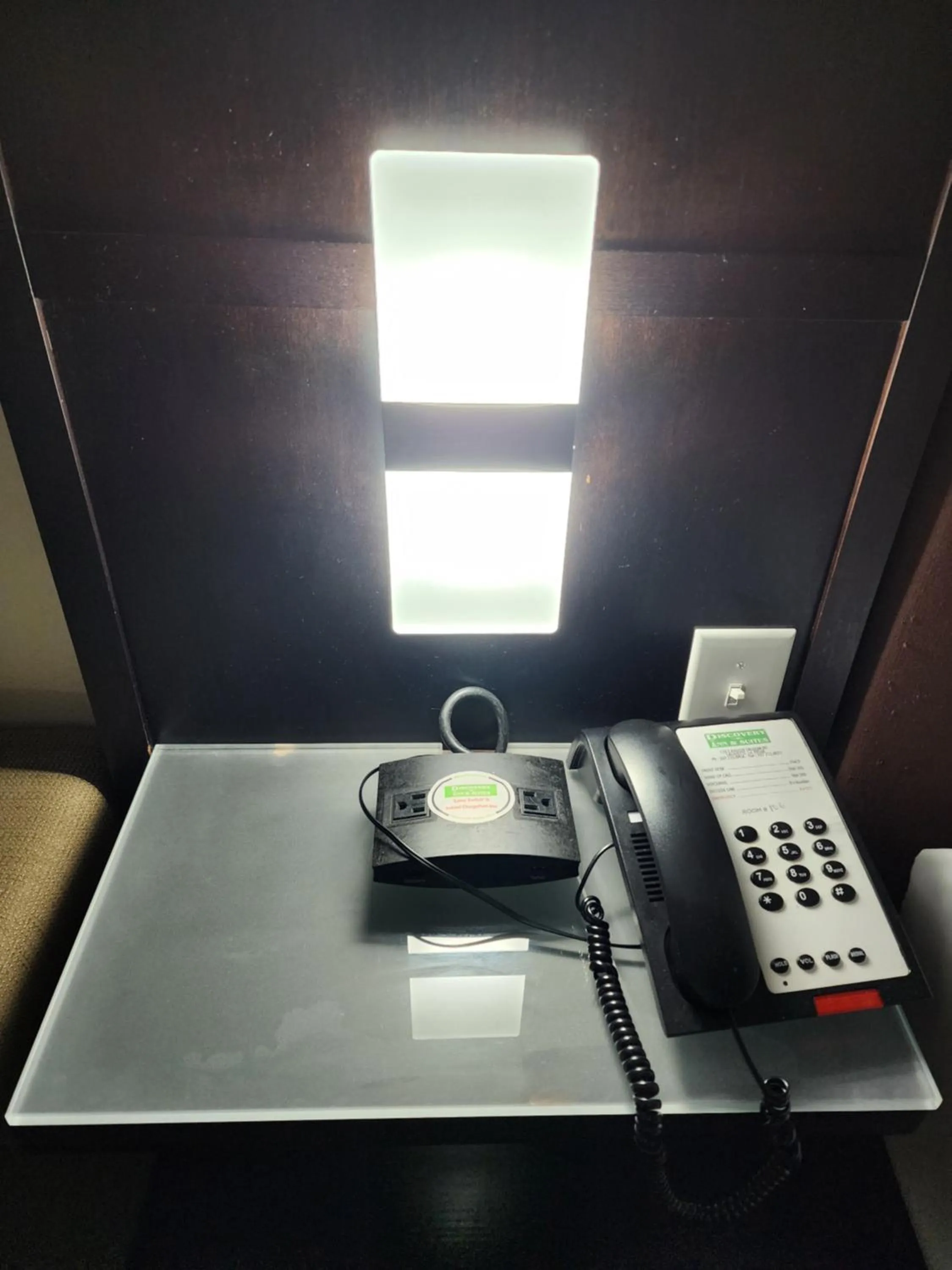 furniture in Discovery Inn Lafayette