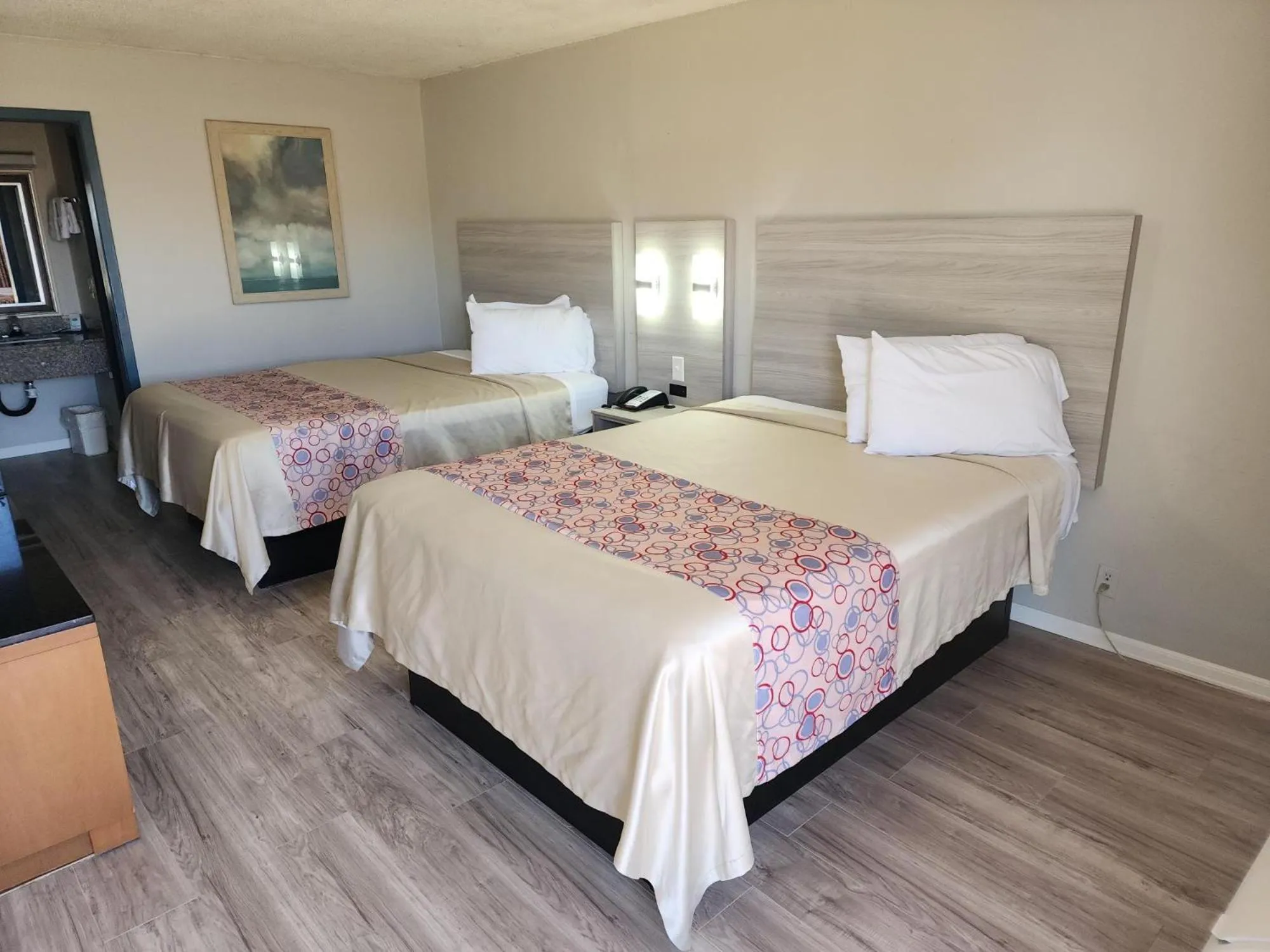 Bedroom, Bed in Discovery Inn Lafayette