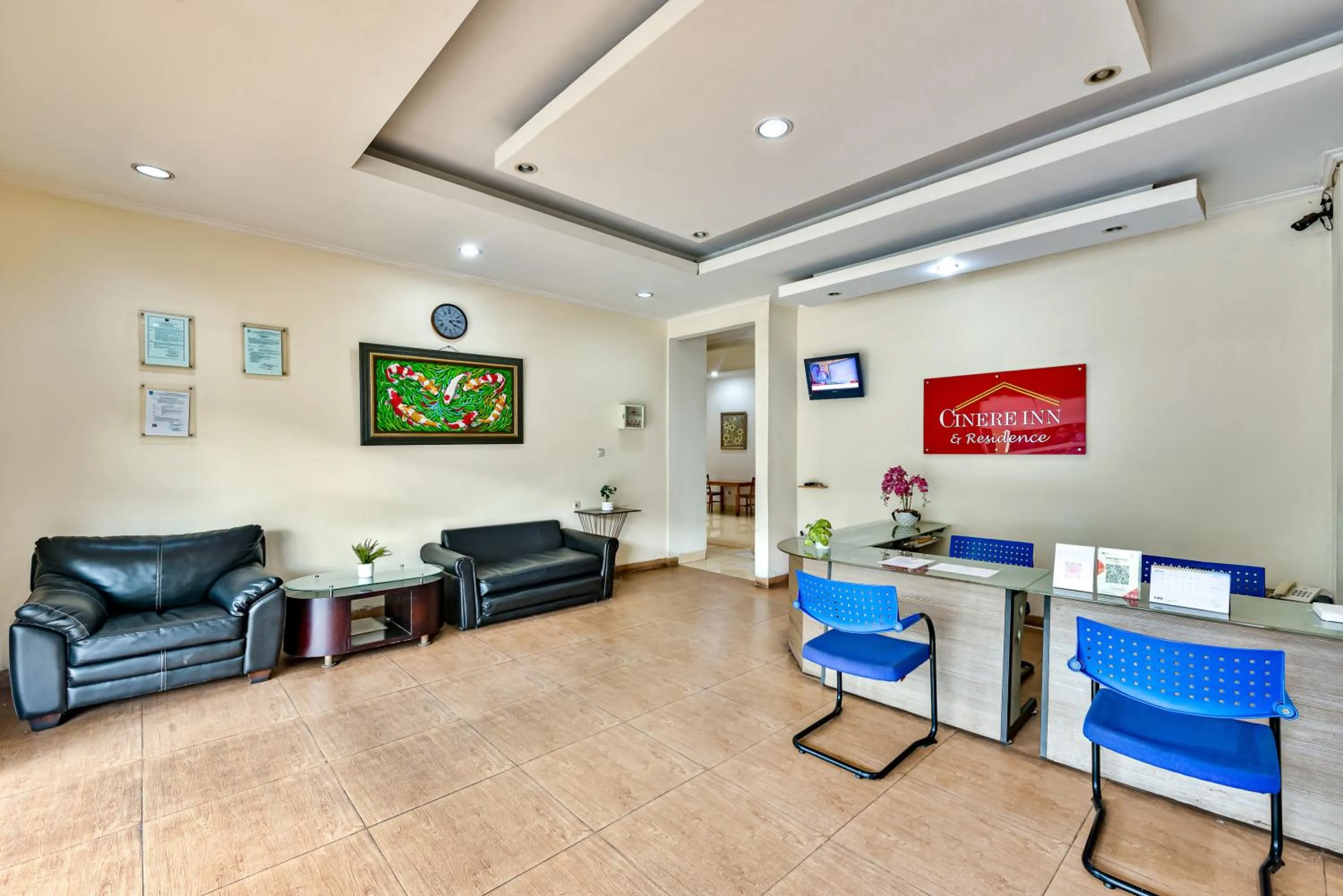Lobby or reception in Cinere Inn & Residence