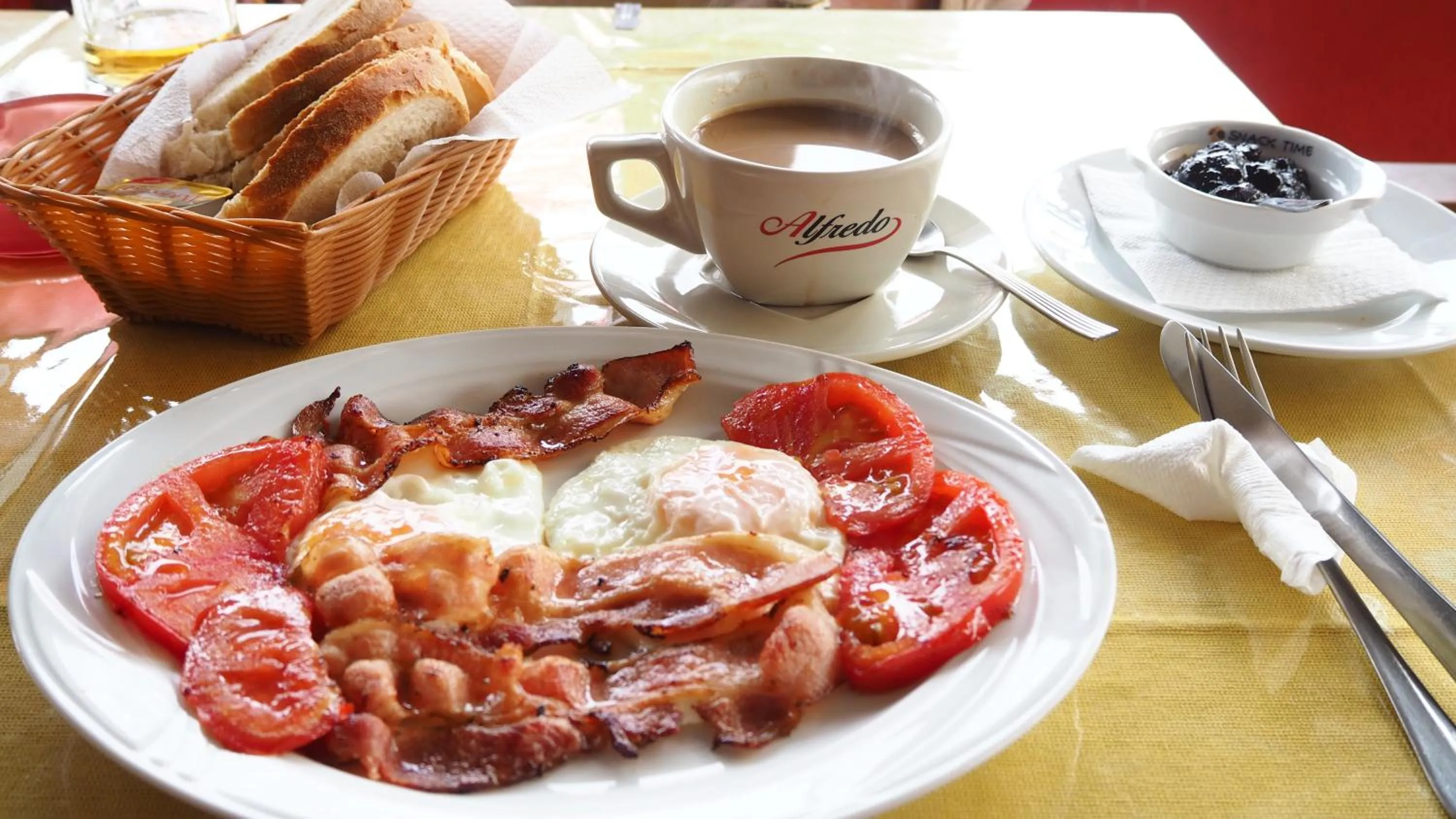 Food and drinks in Stars Hotel