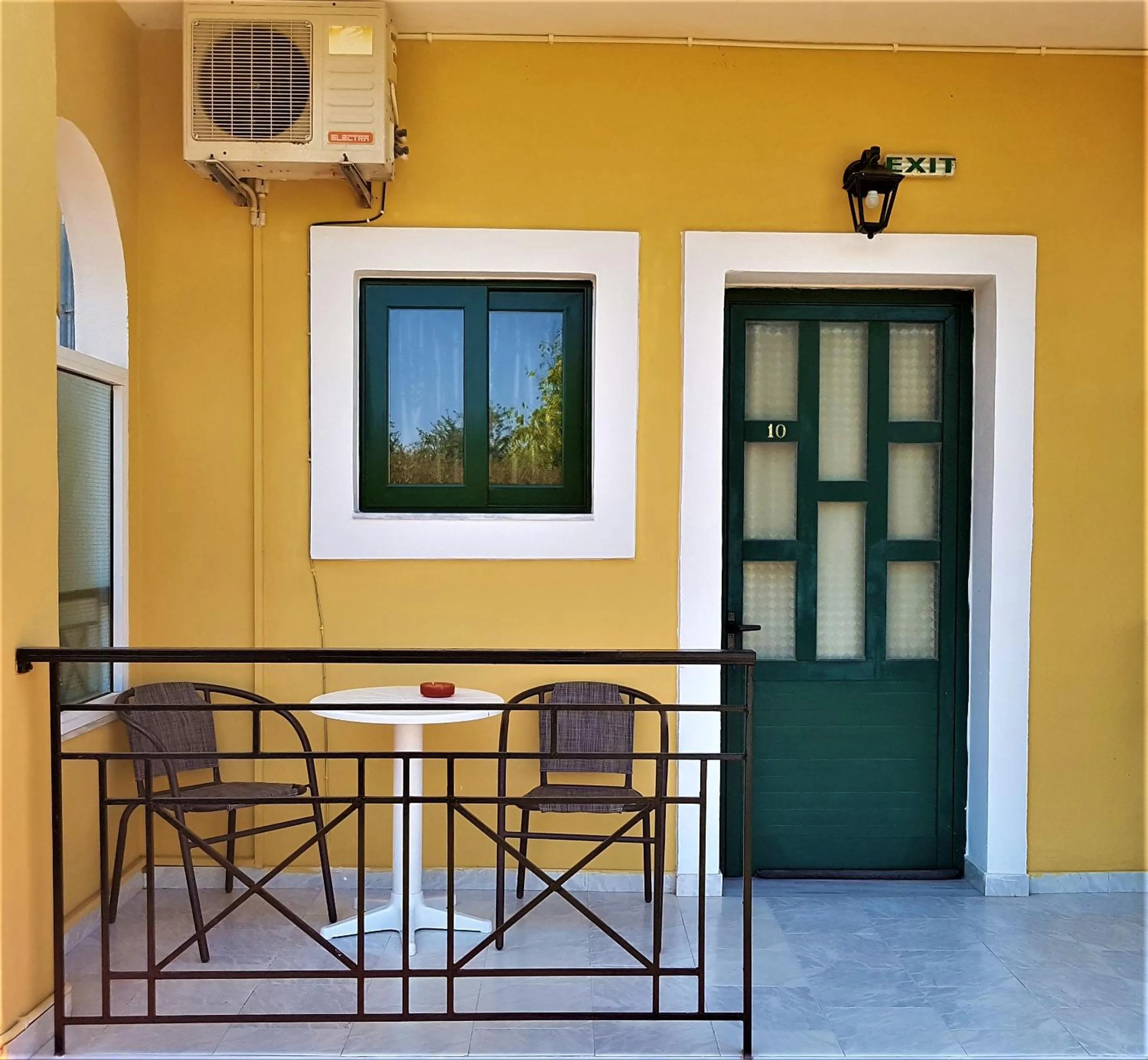 Patio in Stars Hotel