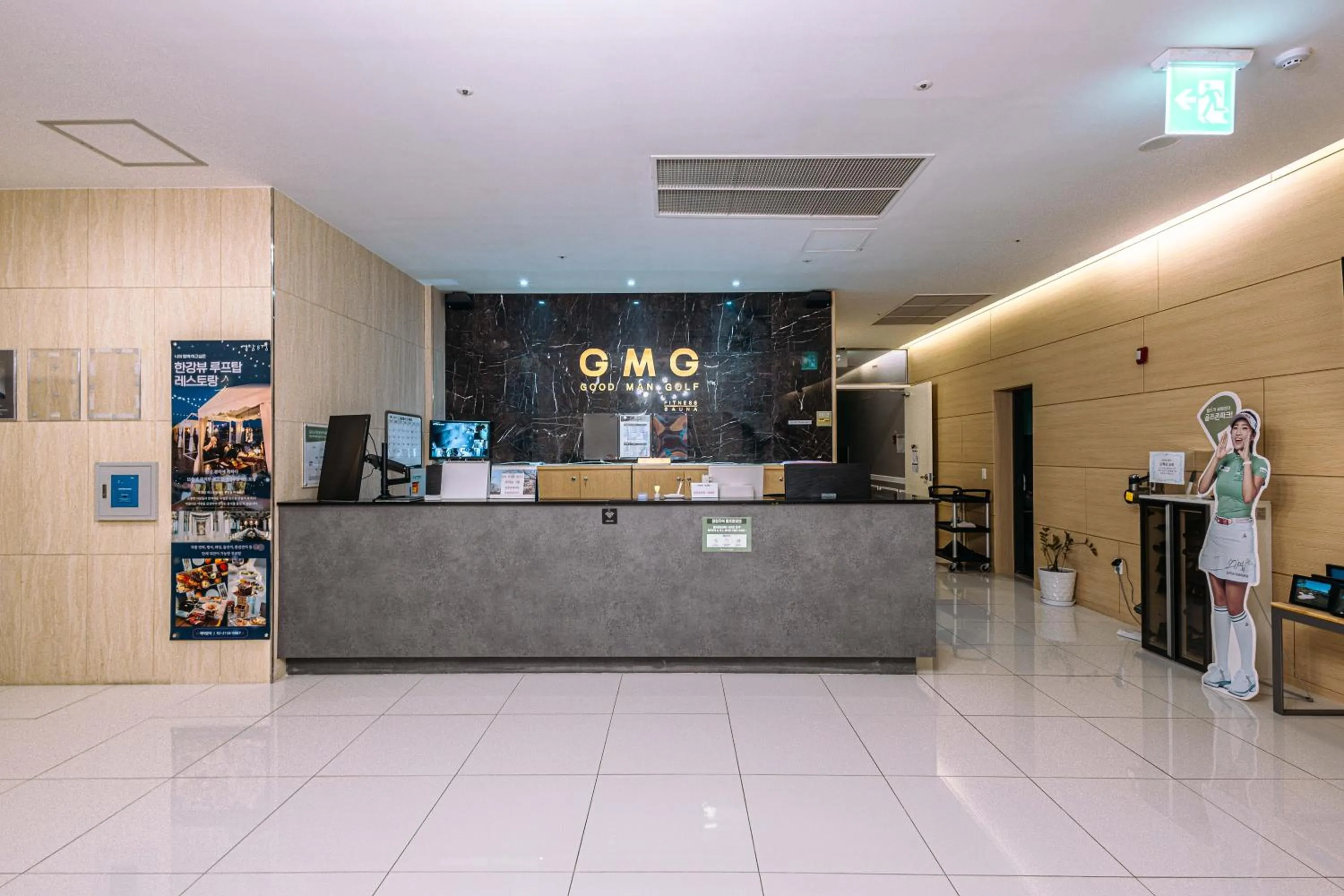 Golfcourse in JK Blossom Hotel