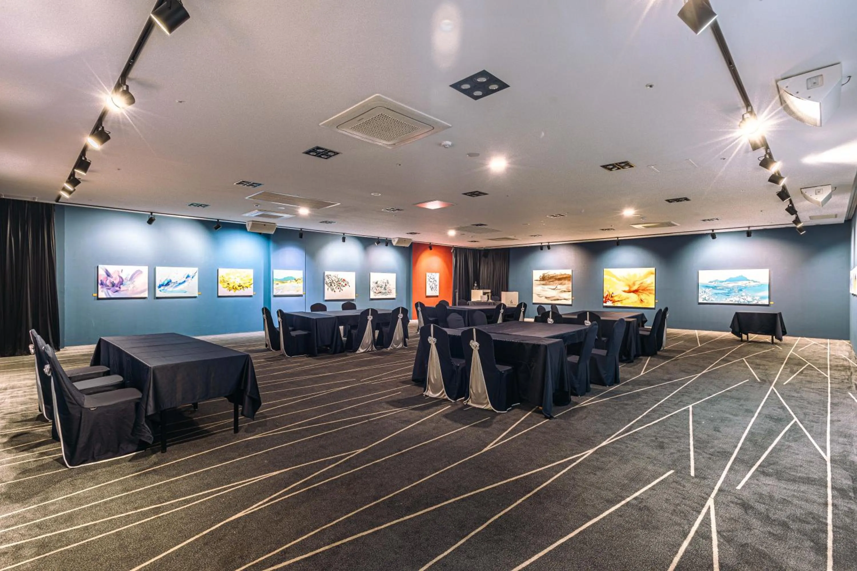 Banquet/Function facilities in JK Blossom Hotel