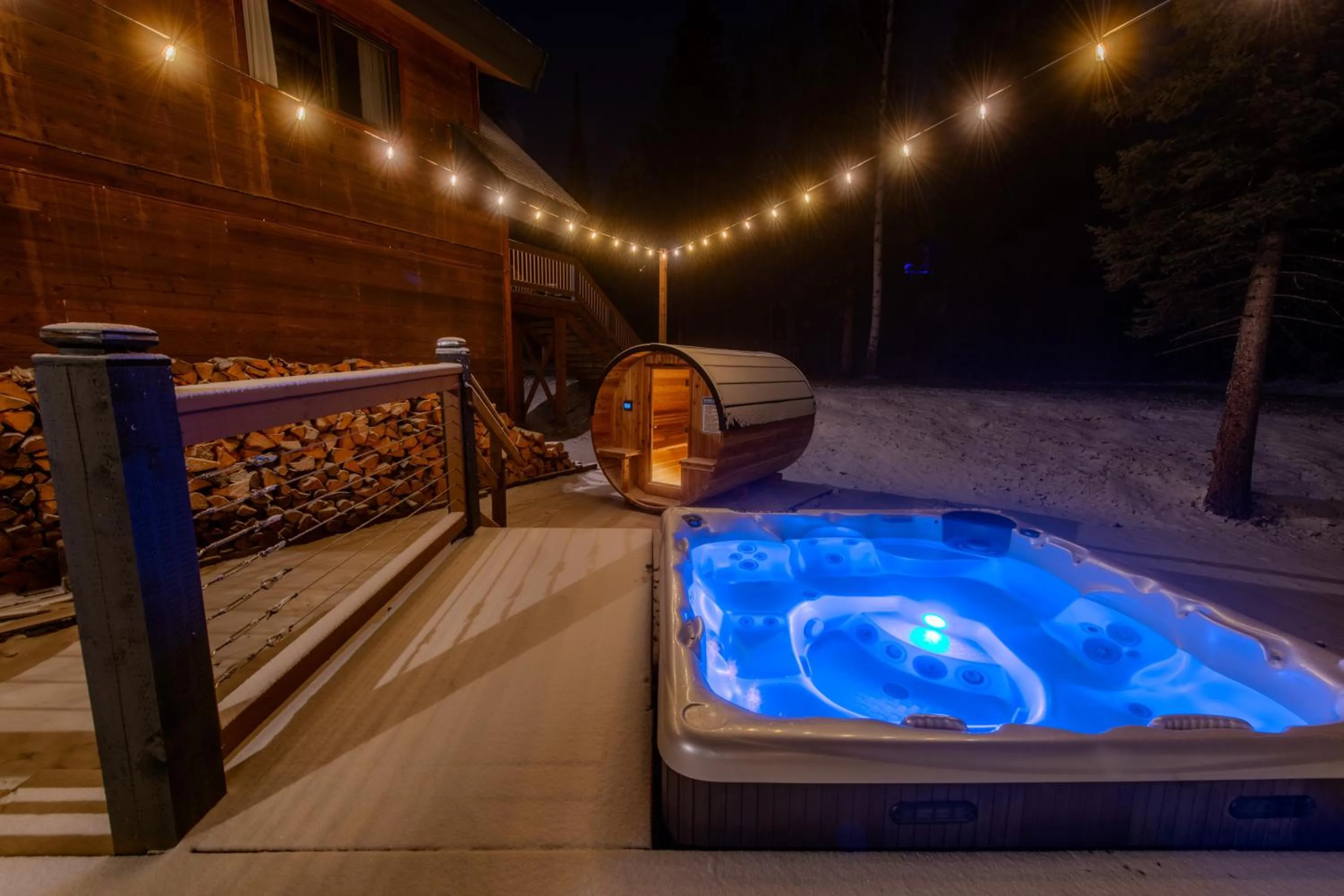 Hot Tub in Winston Lodge