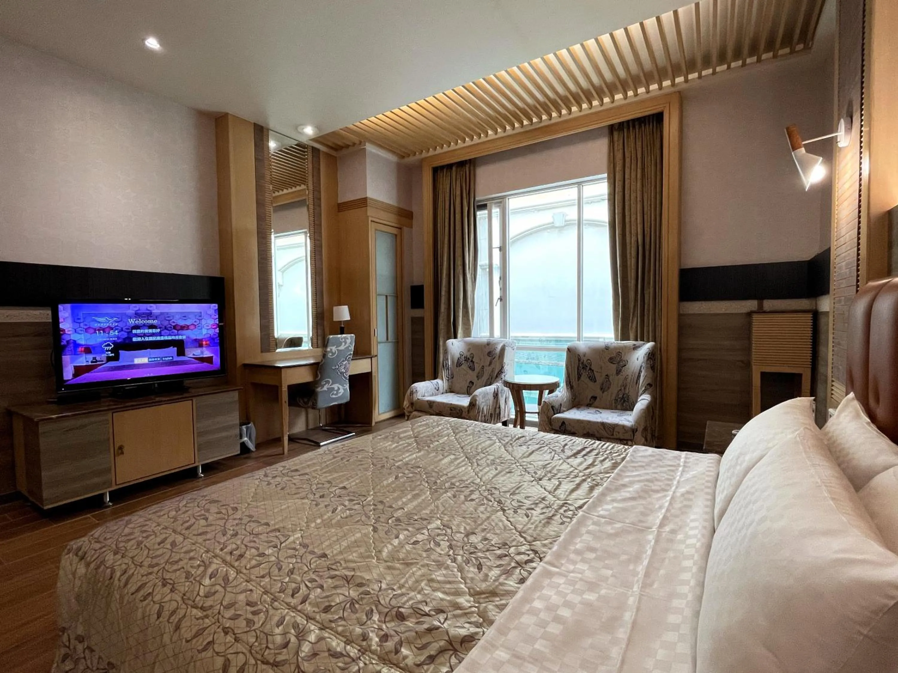 Photo of the whole room, Bed in 國妃鷹堡時尚健康館King & Princess Motel