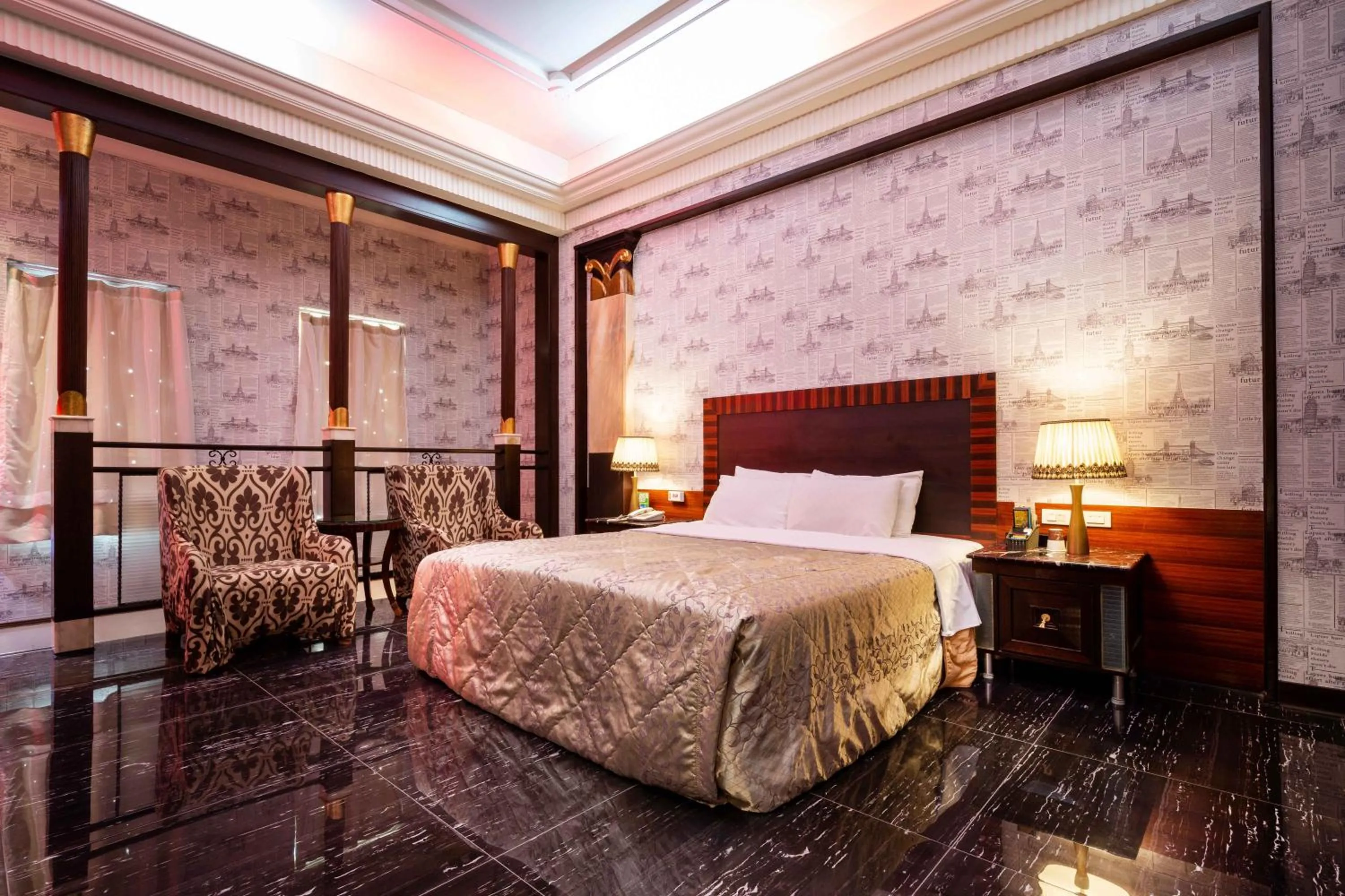 Photo of the whole room, Bed in 國妃鷹堡時尚健康館King & Princess Motel