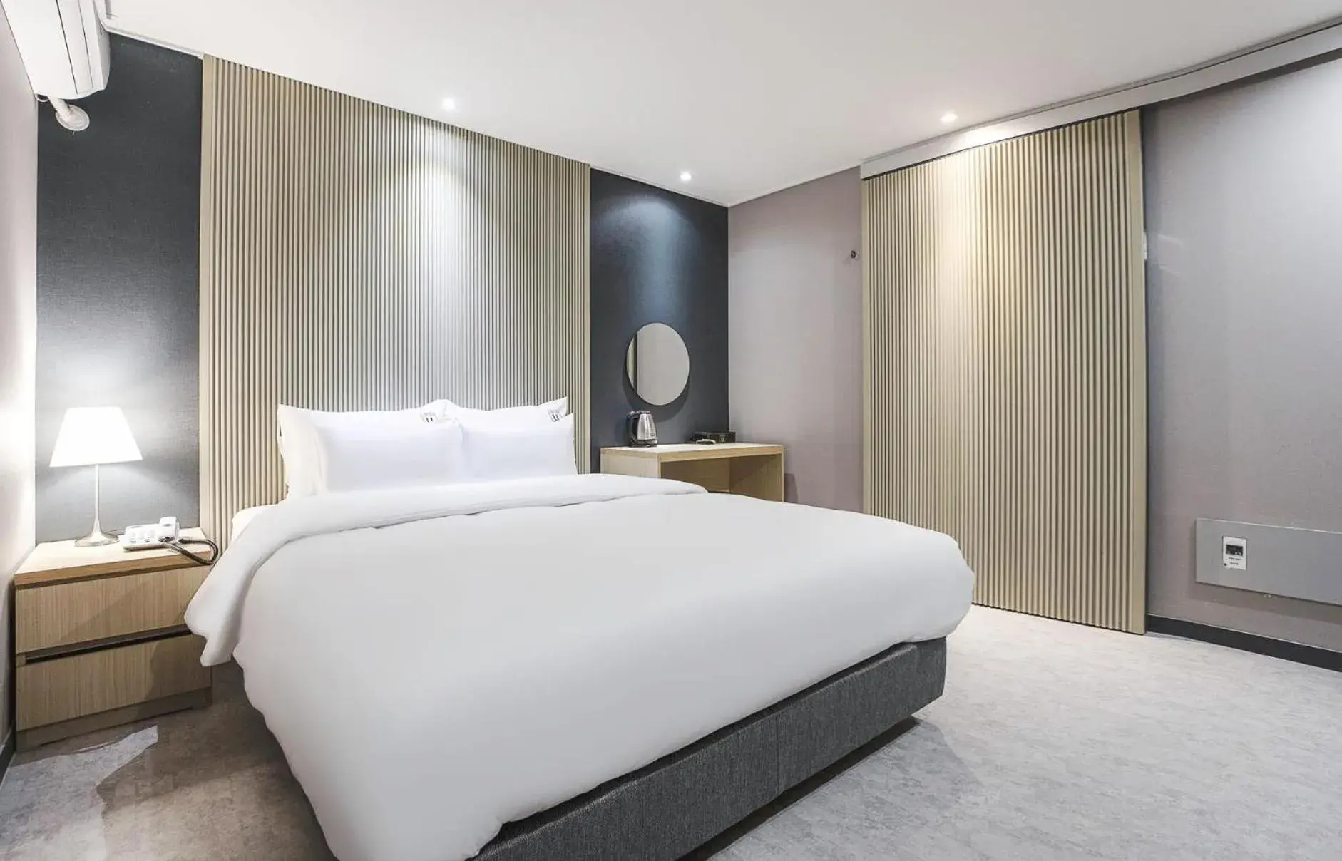 Double Room in JJ Hotel Double Room in JJ Hotel