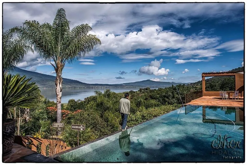 Swimming pool in Hacienda Ucazanaztacua