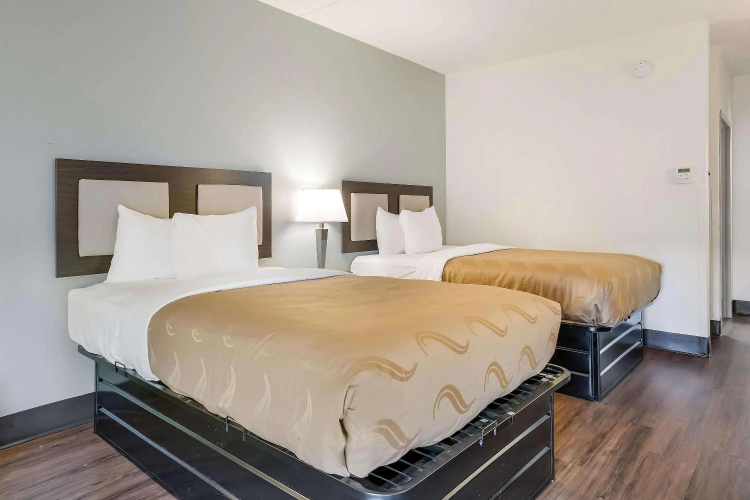 Bedroom, Bed in Quality Inn Jacksonville near Camp Lejeune