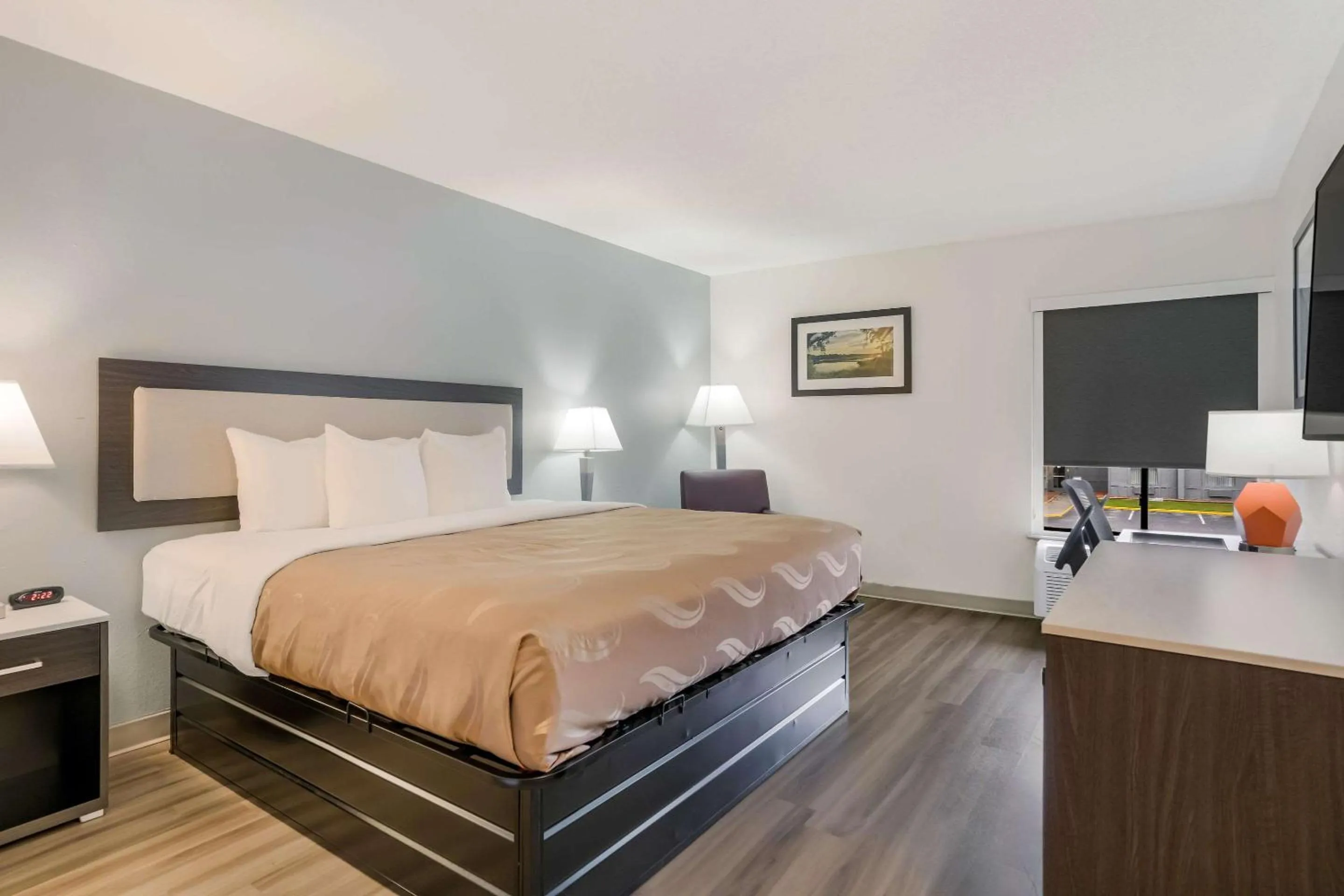 Bedroom, Bed in Quality Inn Jacksonville near Camp Lejeune