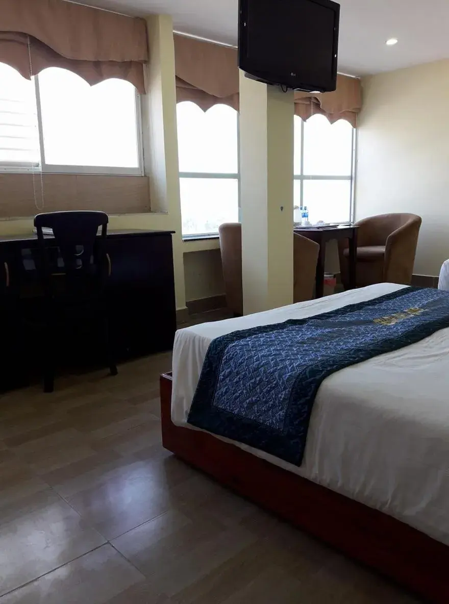 Deluxe Double Room with City View in Song Thu hotel Deluxe Double Room with City View in Song Thu hotel