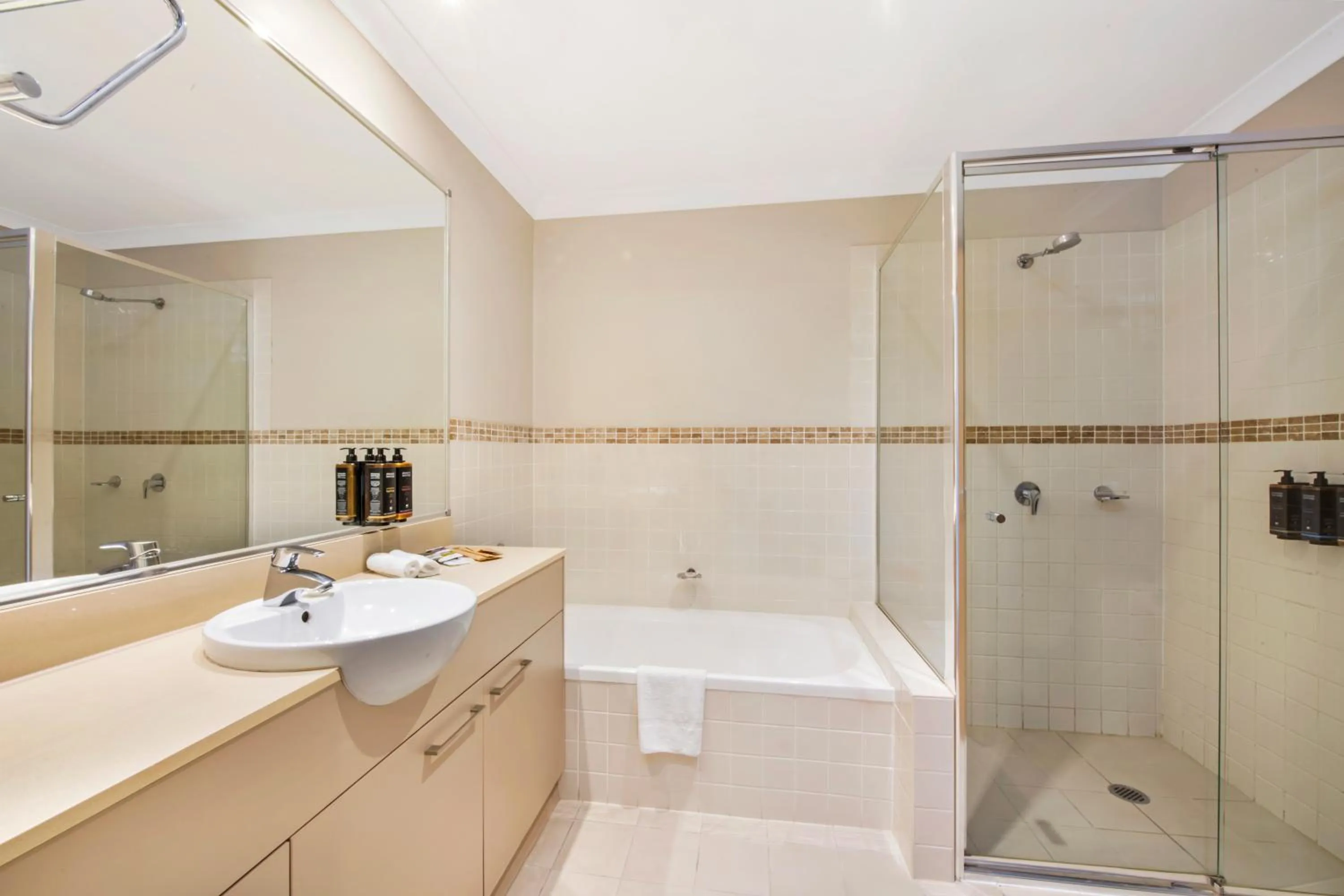 Bathroom in Mercure Kooindah Waters Central Coast