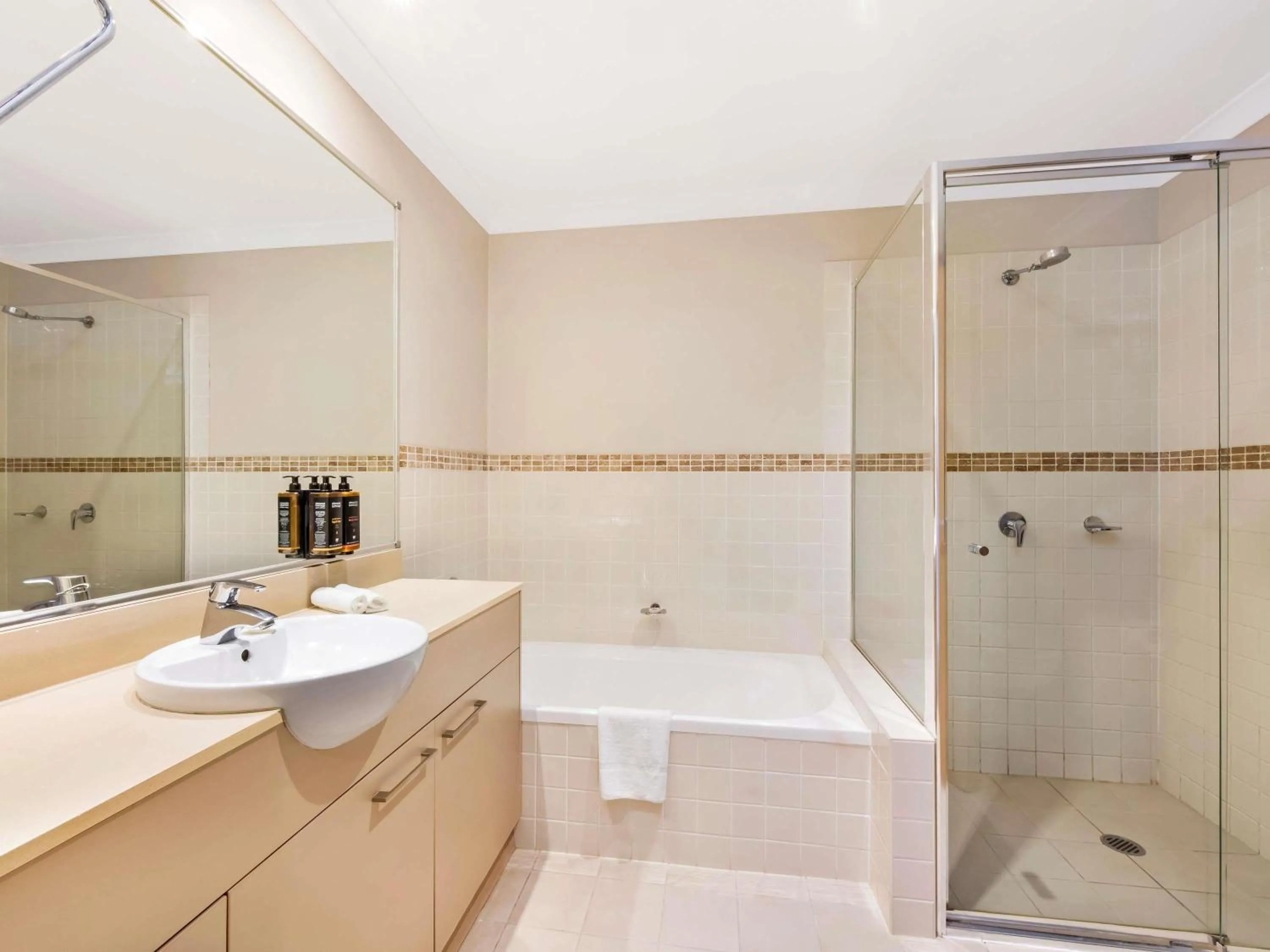 Bedroom in Mercure Kooindah Waters Central Coast