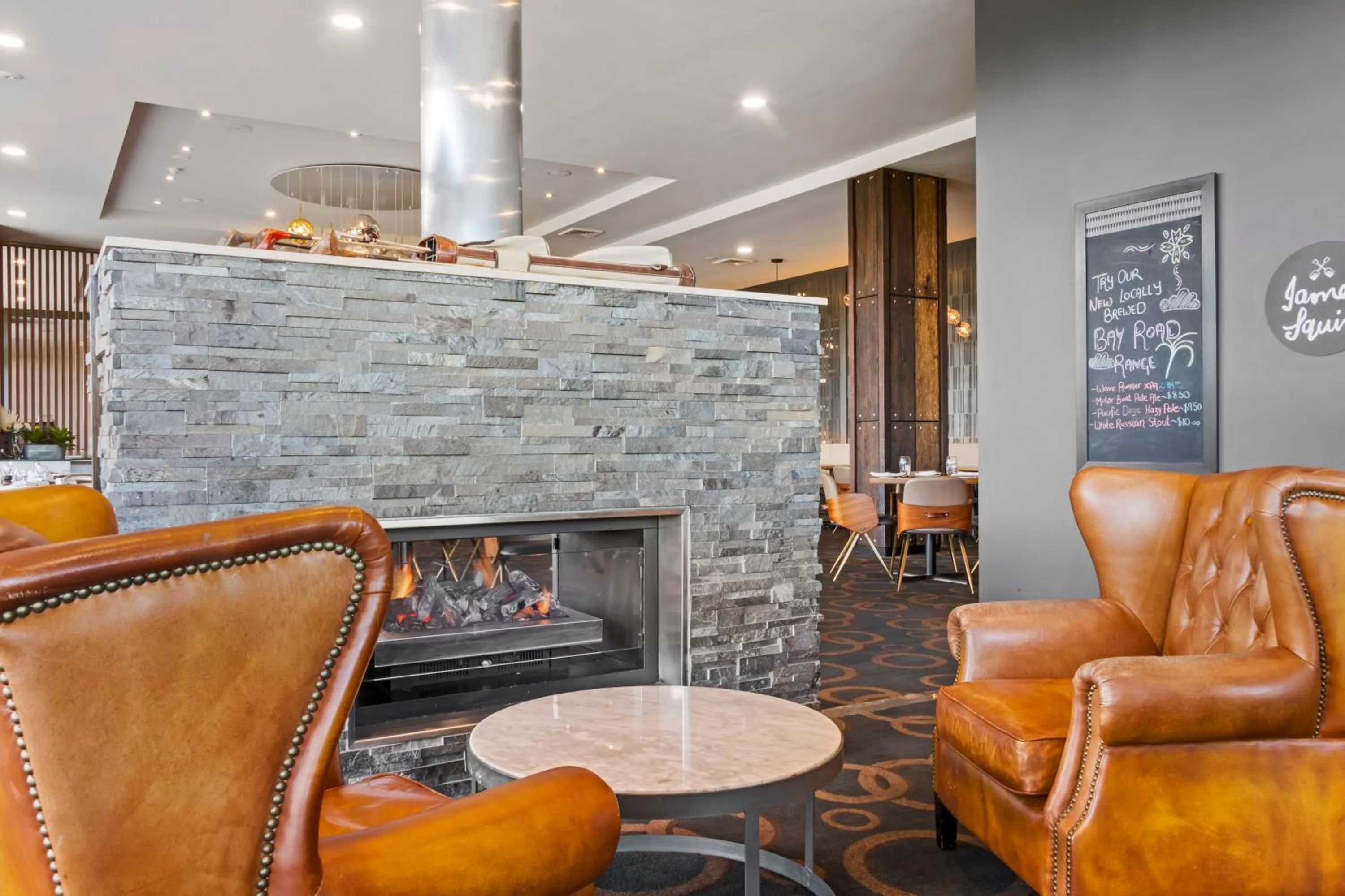 flat iron in Mercure Kooindah Waters Central Coast