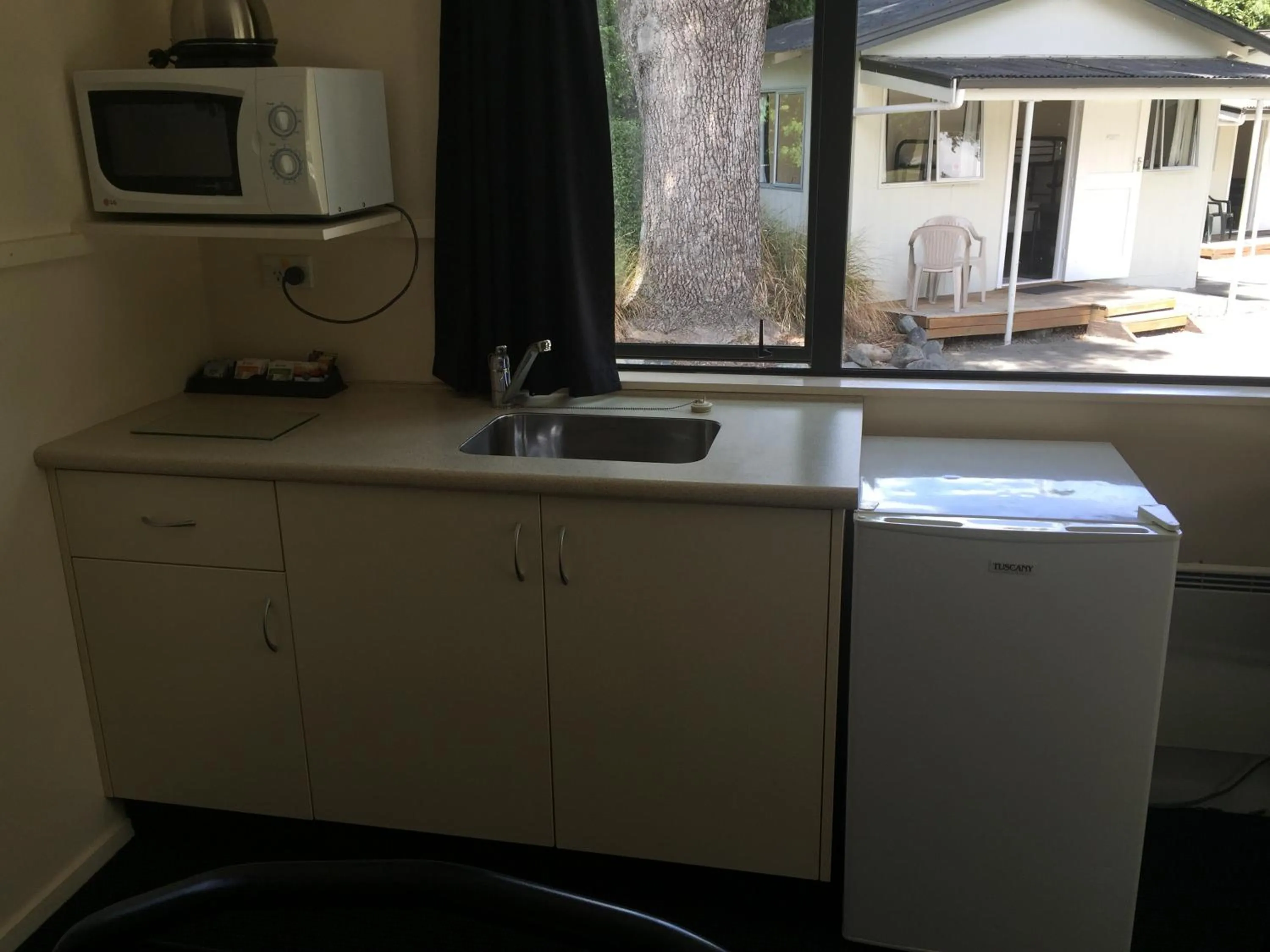 Kitchen or kitchenette in Geraldine TOP 10 Holiday Park