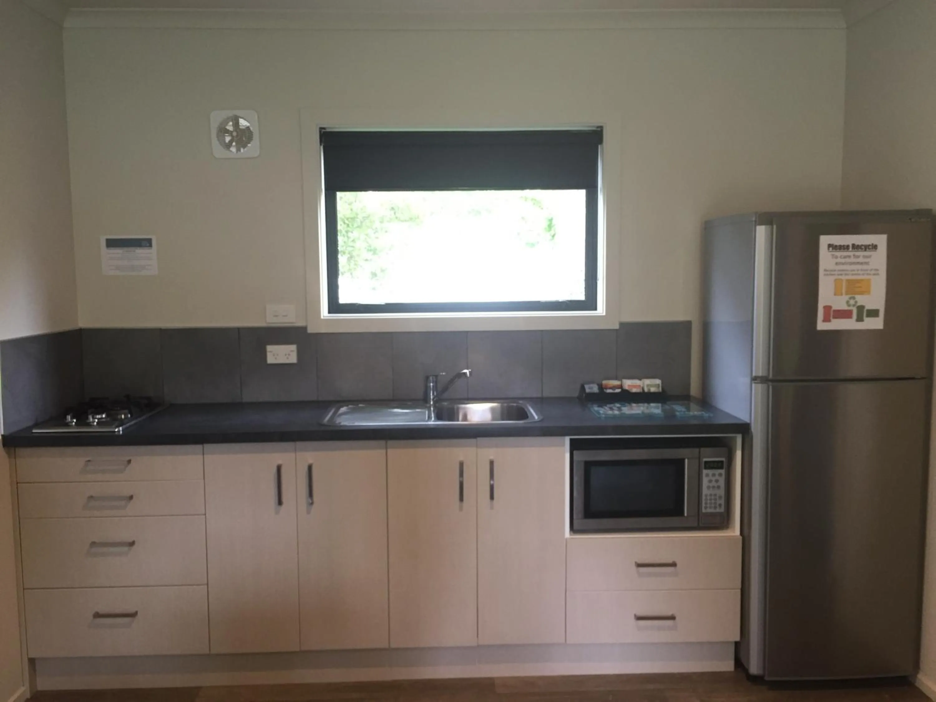 Kitchen or kitchenette in Geraldine TOP 10 Holiday Park