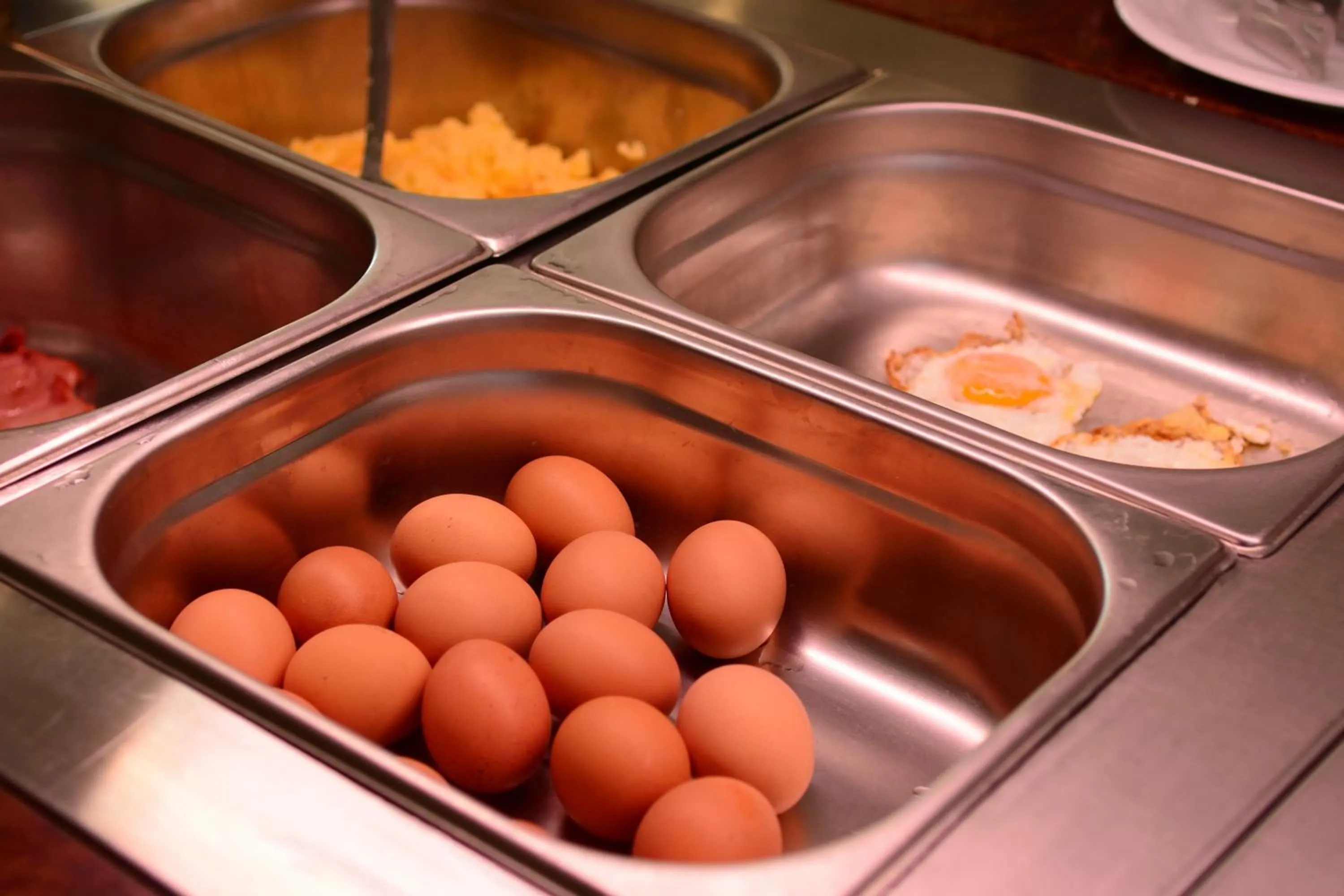 Food and drinks in Hotel Select