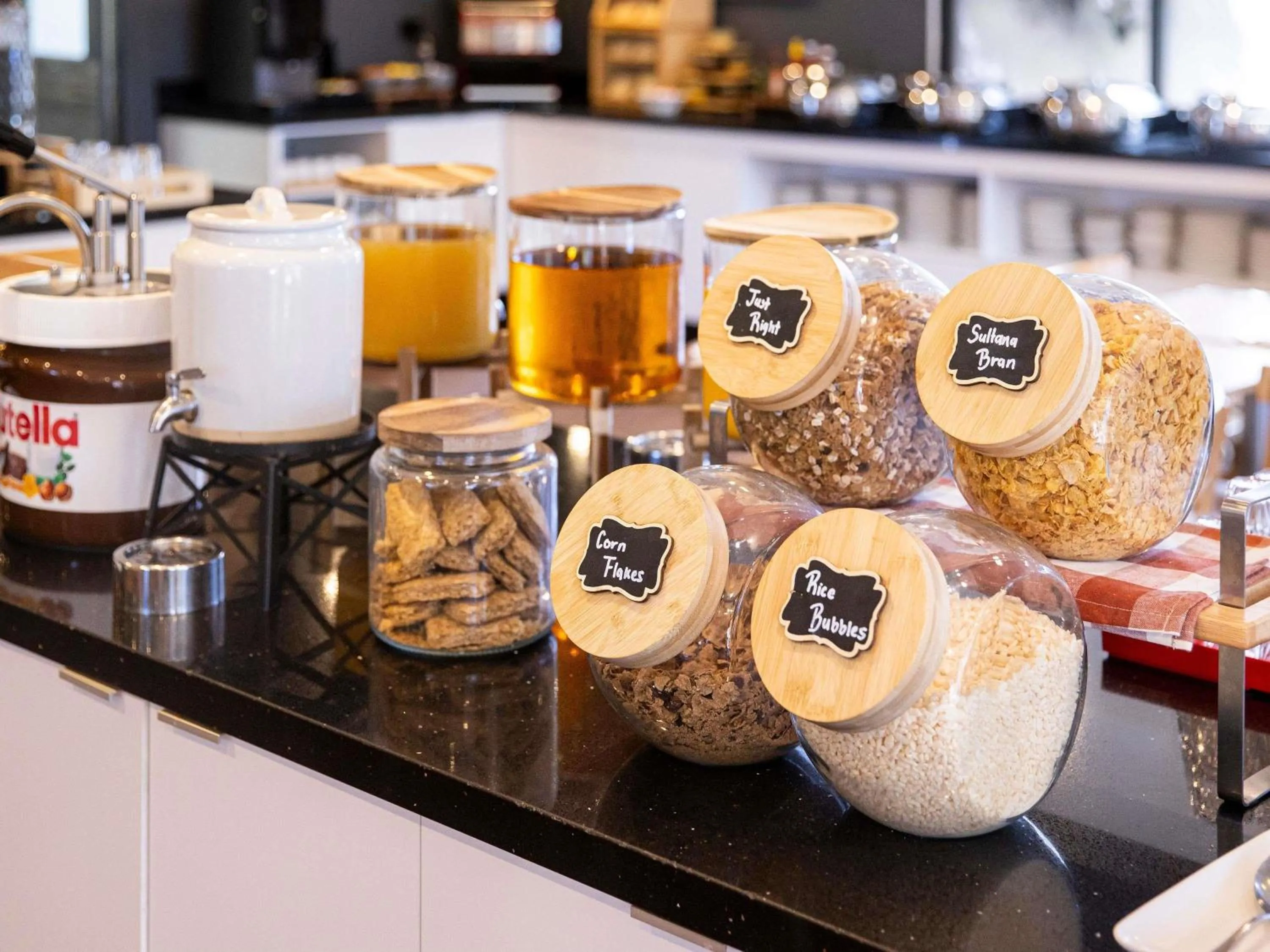 Breakfast in ibis Thornleigh