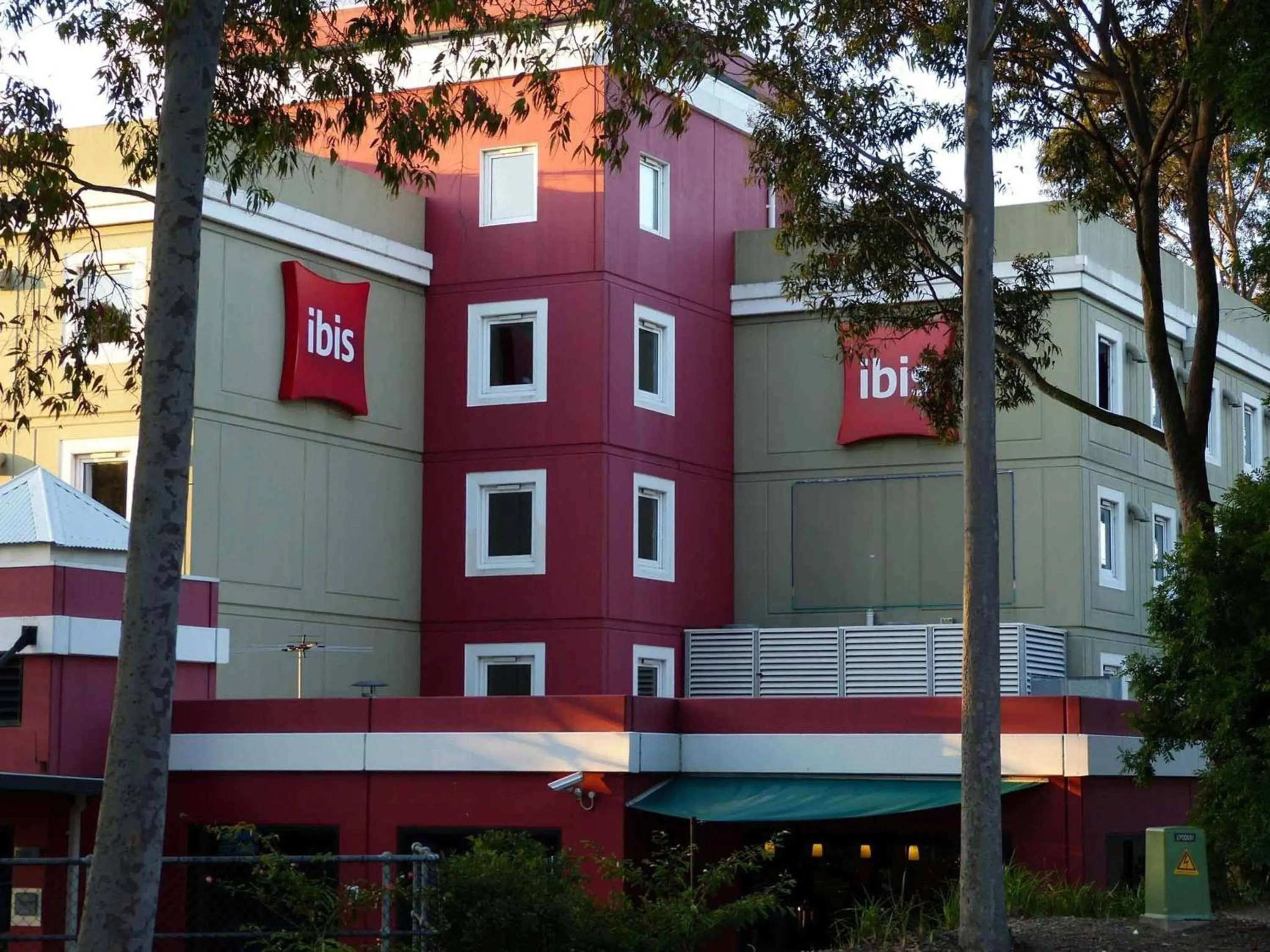Property building in ibis Thornleigh