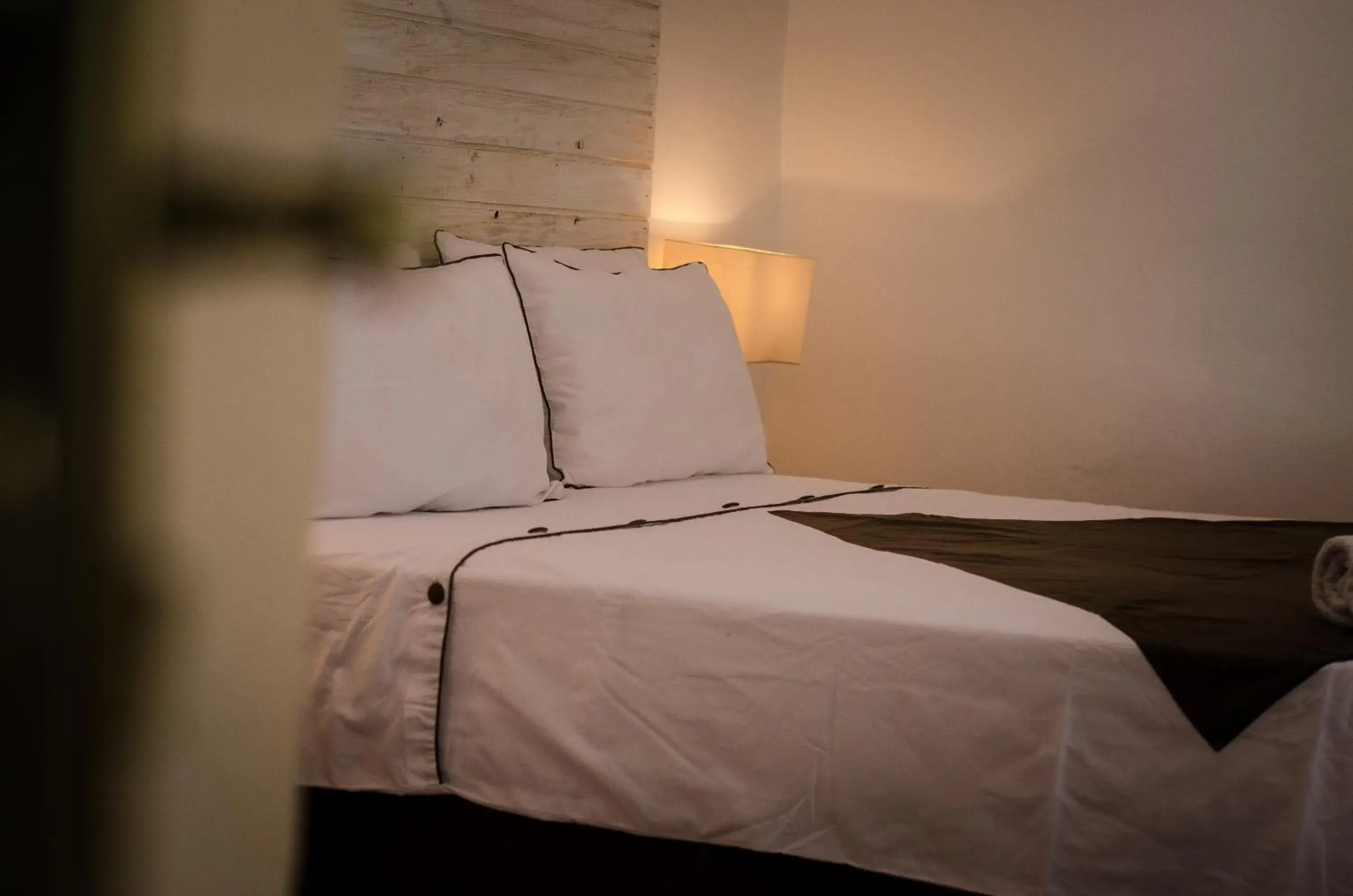 Small Twin Room in Hôtel Restaurant La Ribaudière Small Twin Room in Hôtel Restaurant La Ribaudière