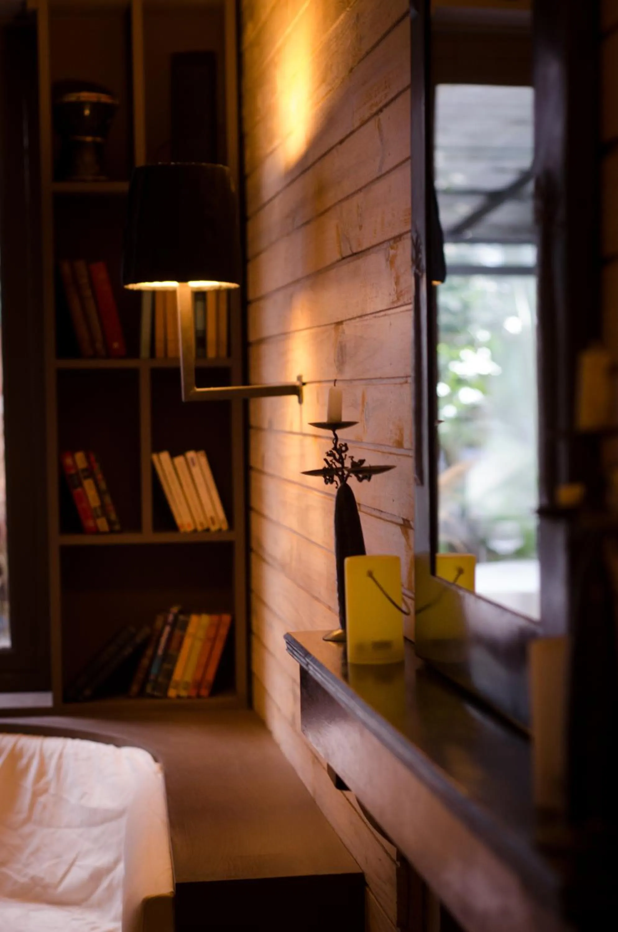 Dining area, Bed in Hôtel Restaurant La Ribaudière