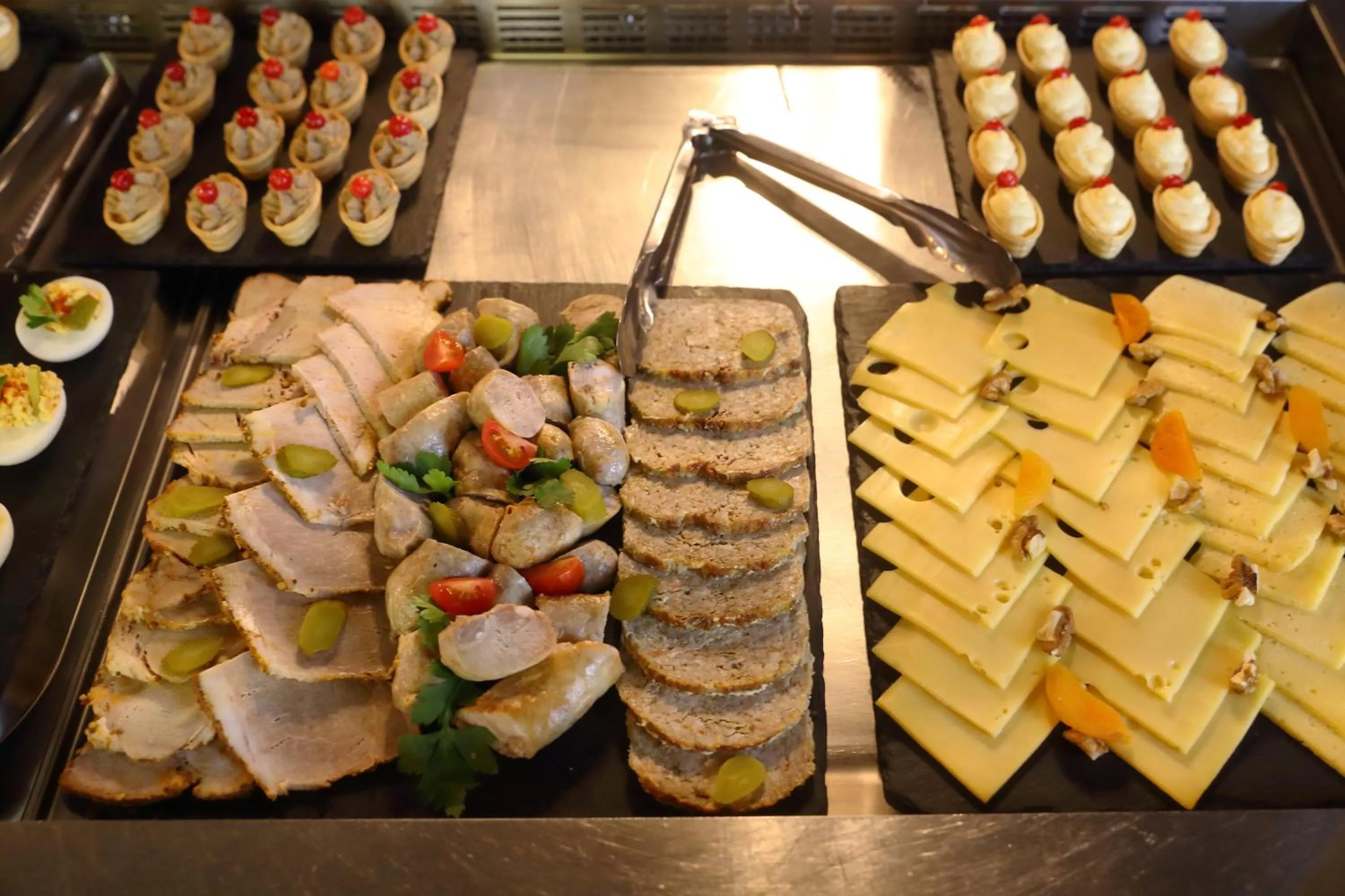 Food and drinks in Bukovel Hotel