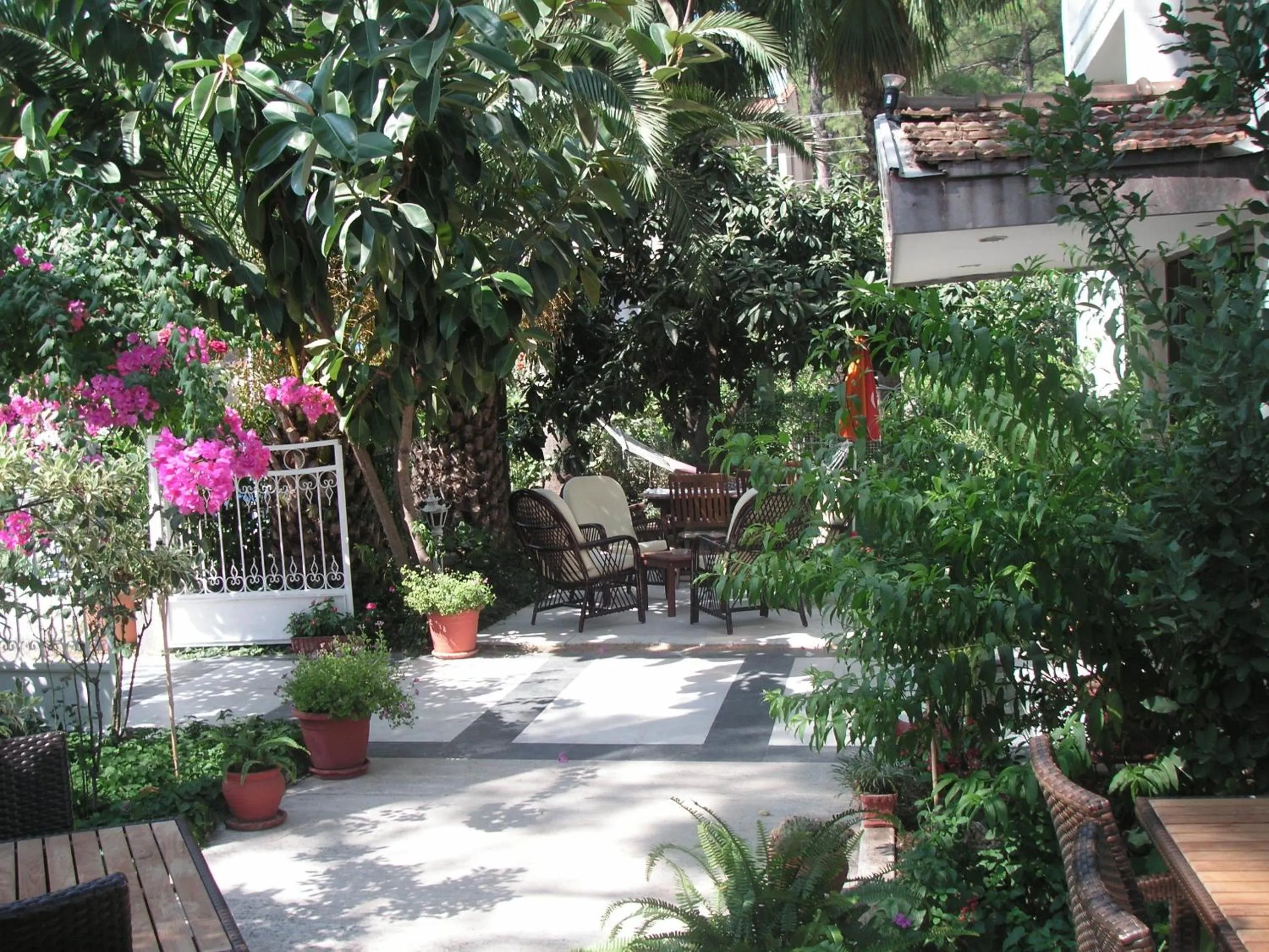 Facade/entrance in Carikci Hotel