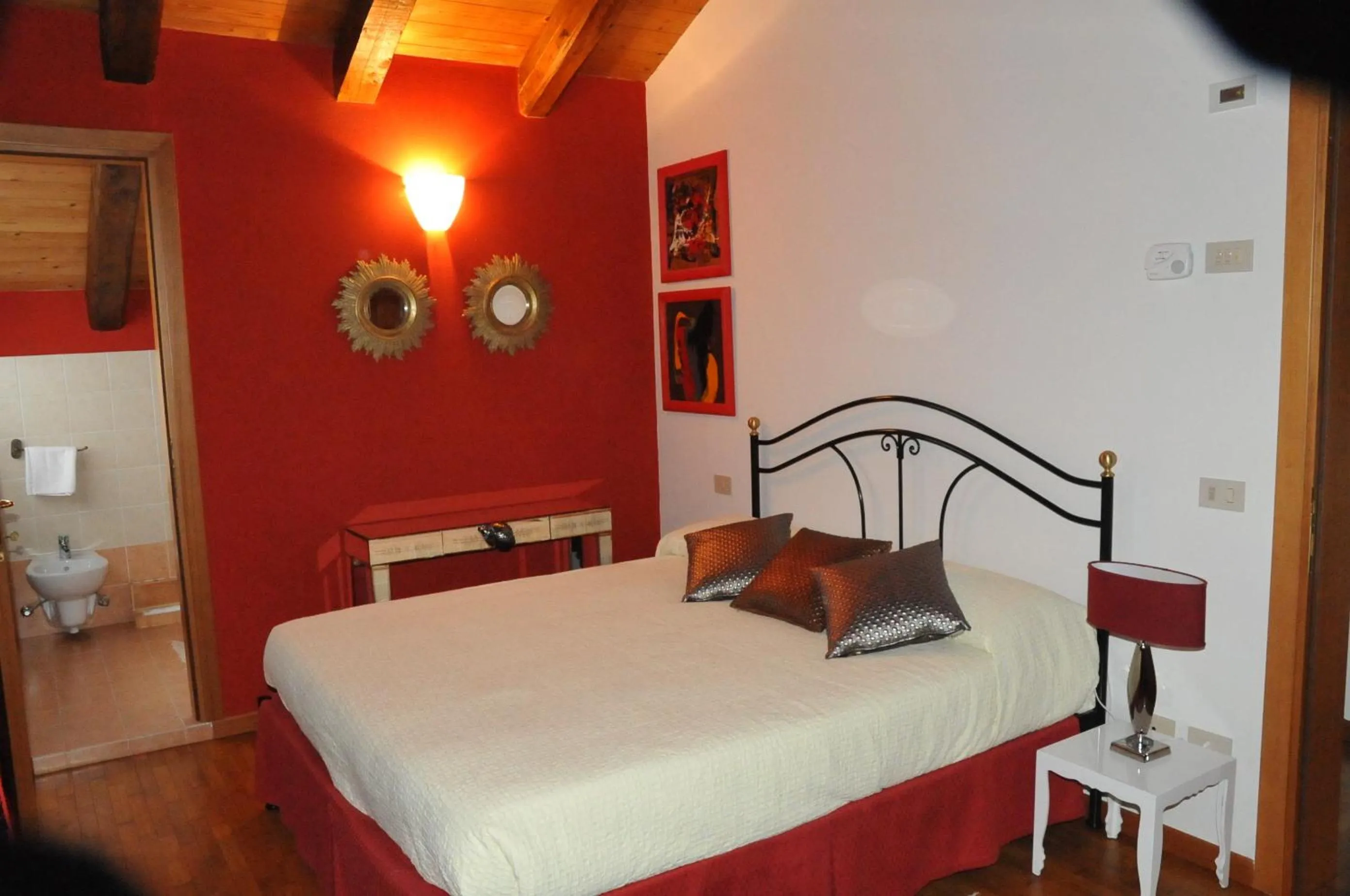 Photo of the whole room in Agrimargherita