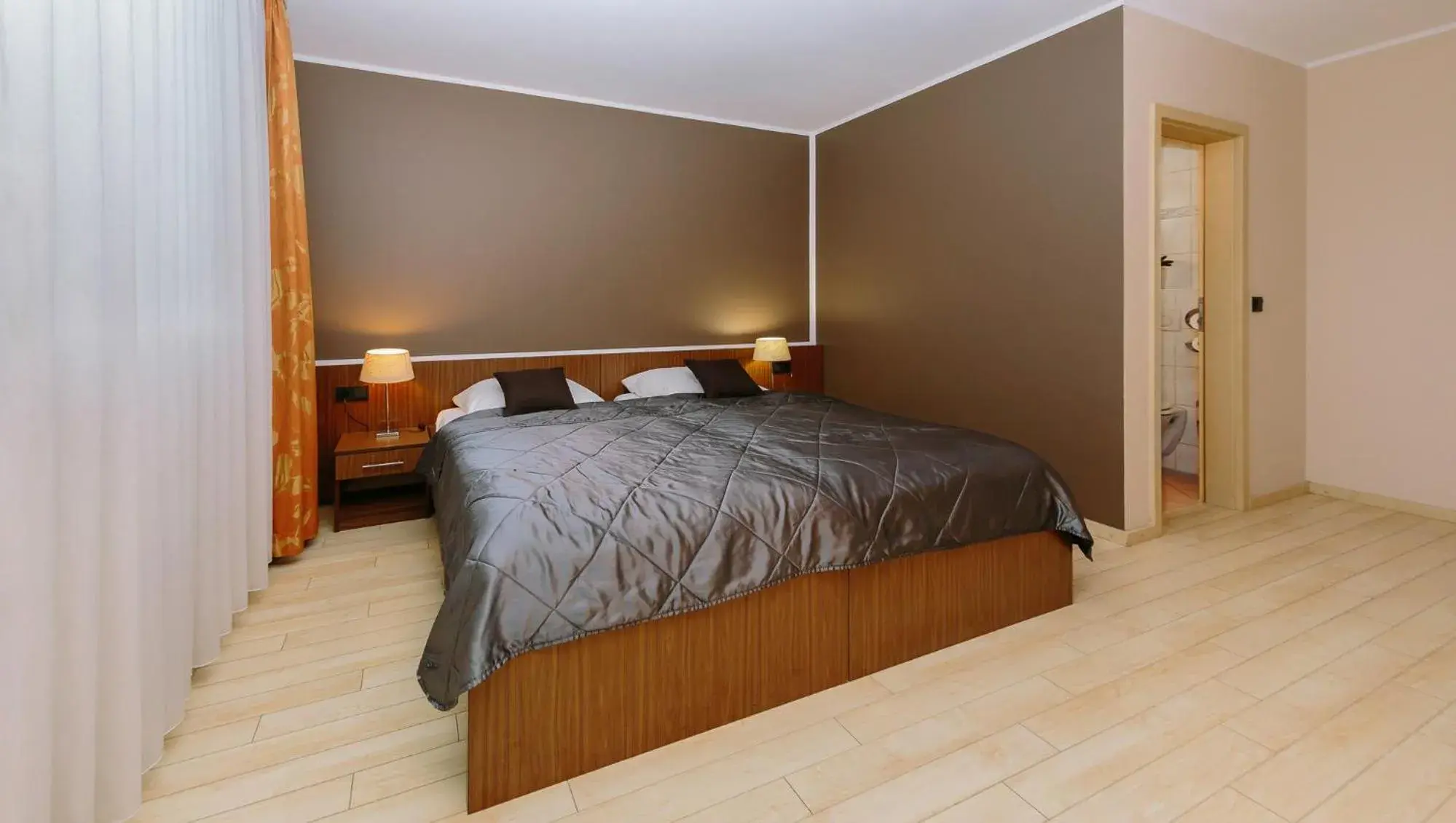 Classic Triple Room in Haus Fabry Classic Triple Room in Haus Fabry