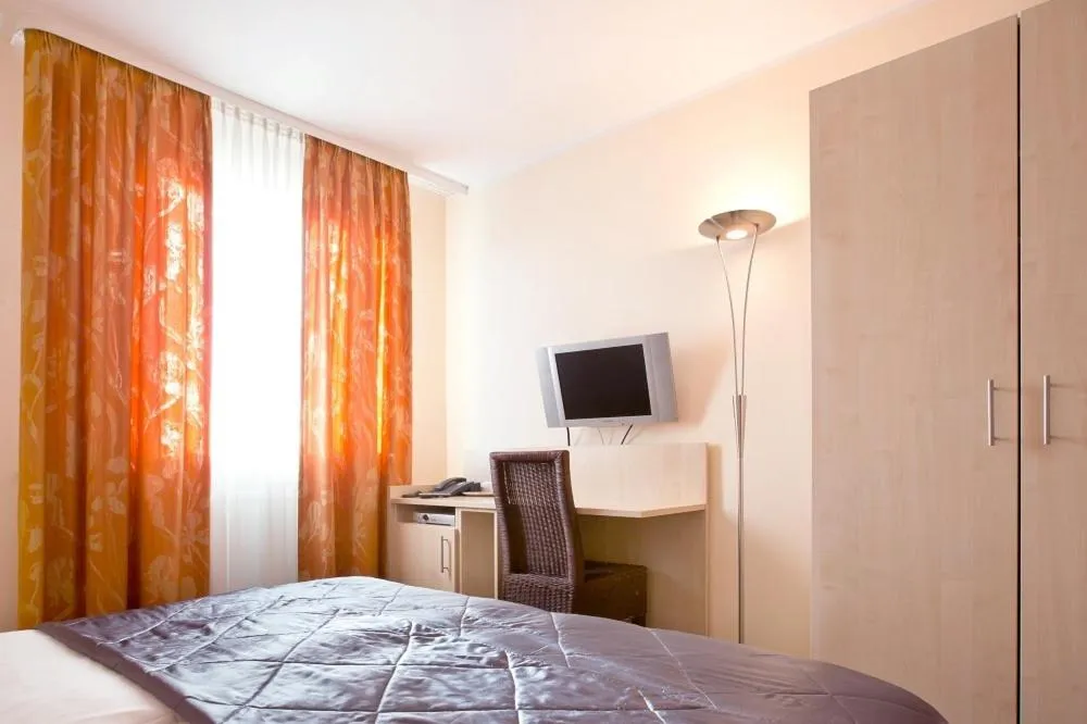 Decorative detail in Haus Fabry