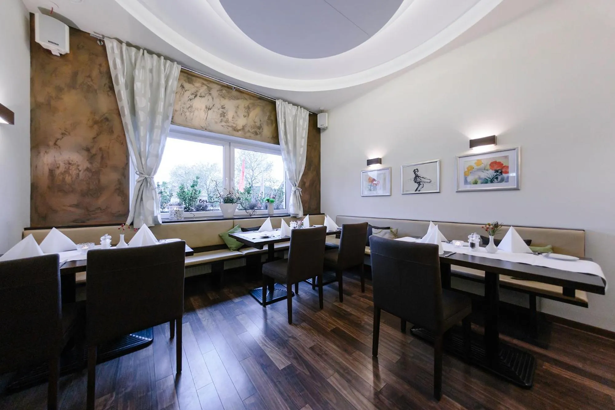 Restaurant/places to eat in Haus Fabry