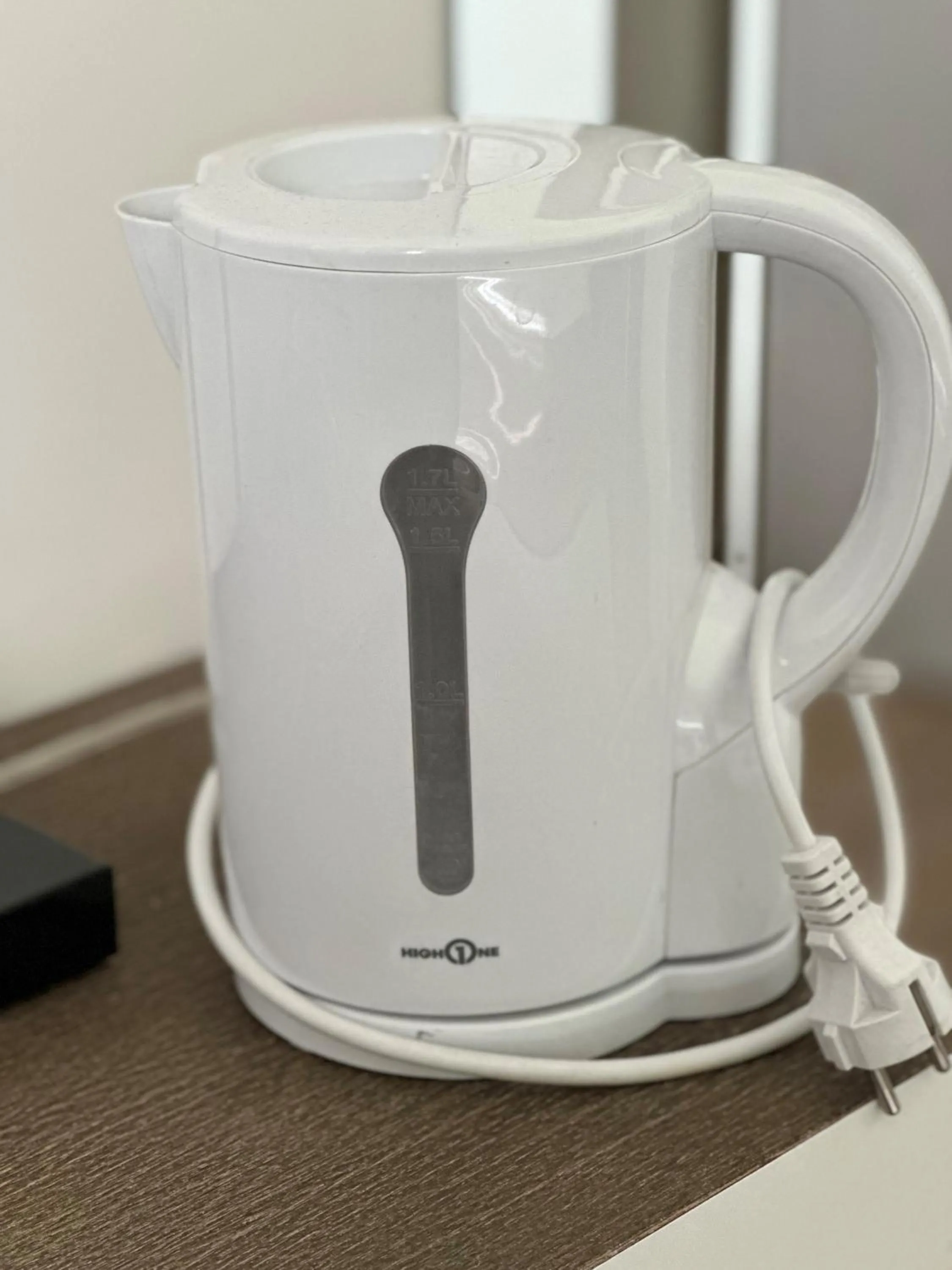 Coffee/tea facilities in KYRIAD ORANGE Centre Ville - HOTEL & RESTAURANT & BAR - La Galerie d'Art des Princes - Provence Alpes Côte d'Azur - France - Proche A7-A9 - exit21- Châteauneuf-du-Pape Avignon Bollene Nimes - 24h-24h